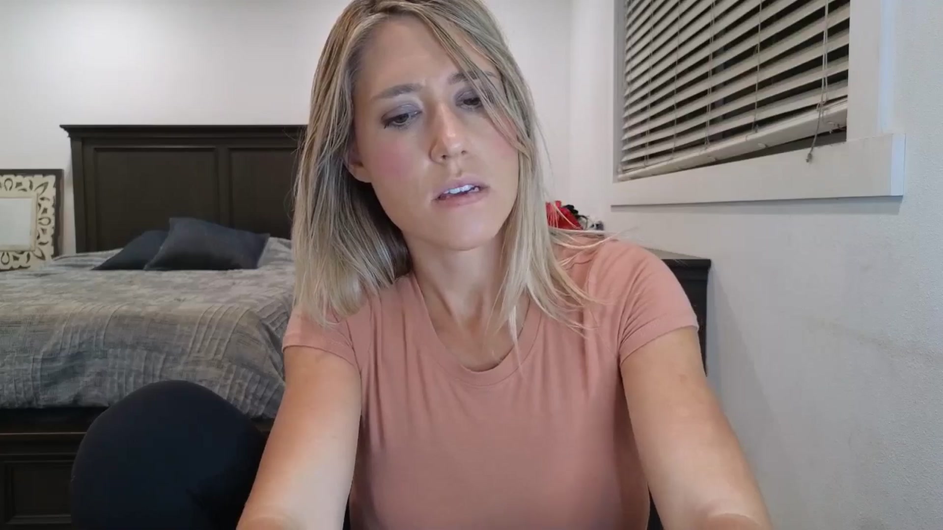 Gallery image thumbnail from blond_milf's myfreecams stream on, 09/10/2025, 04:53 image 3 of 20
