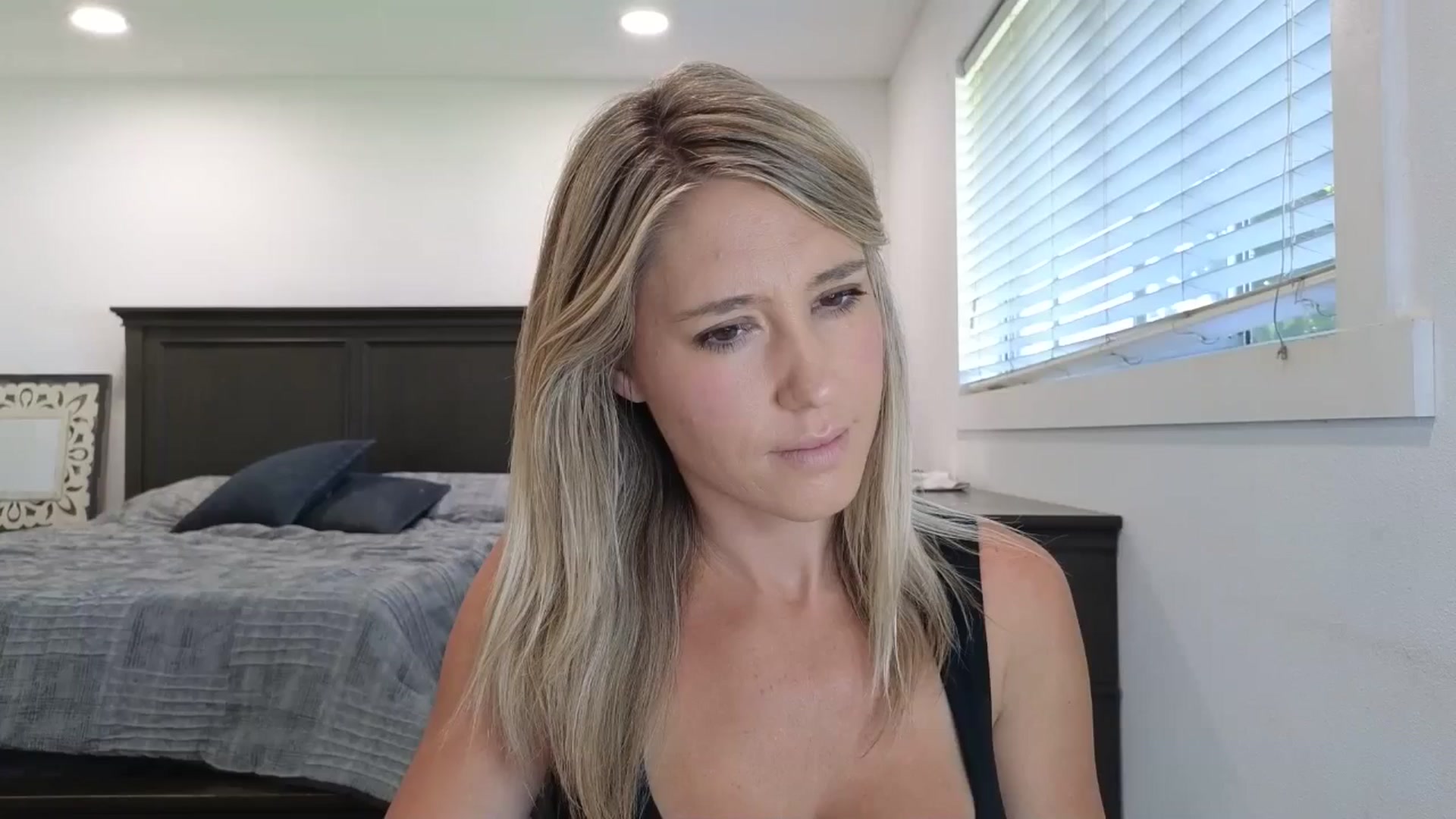 Gallery image thumbnail from blond_milf's myfreecams stream on, 09/16/2025, 20:25 image 1 of 20