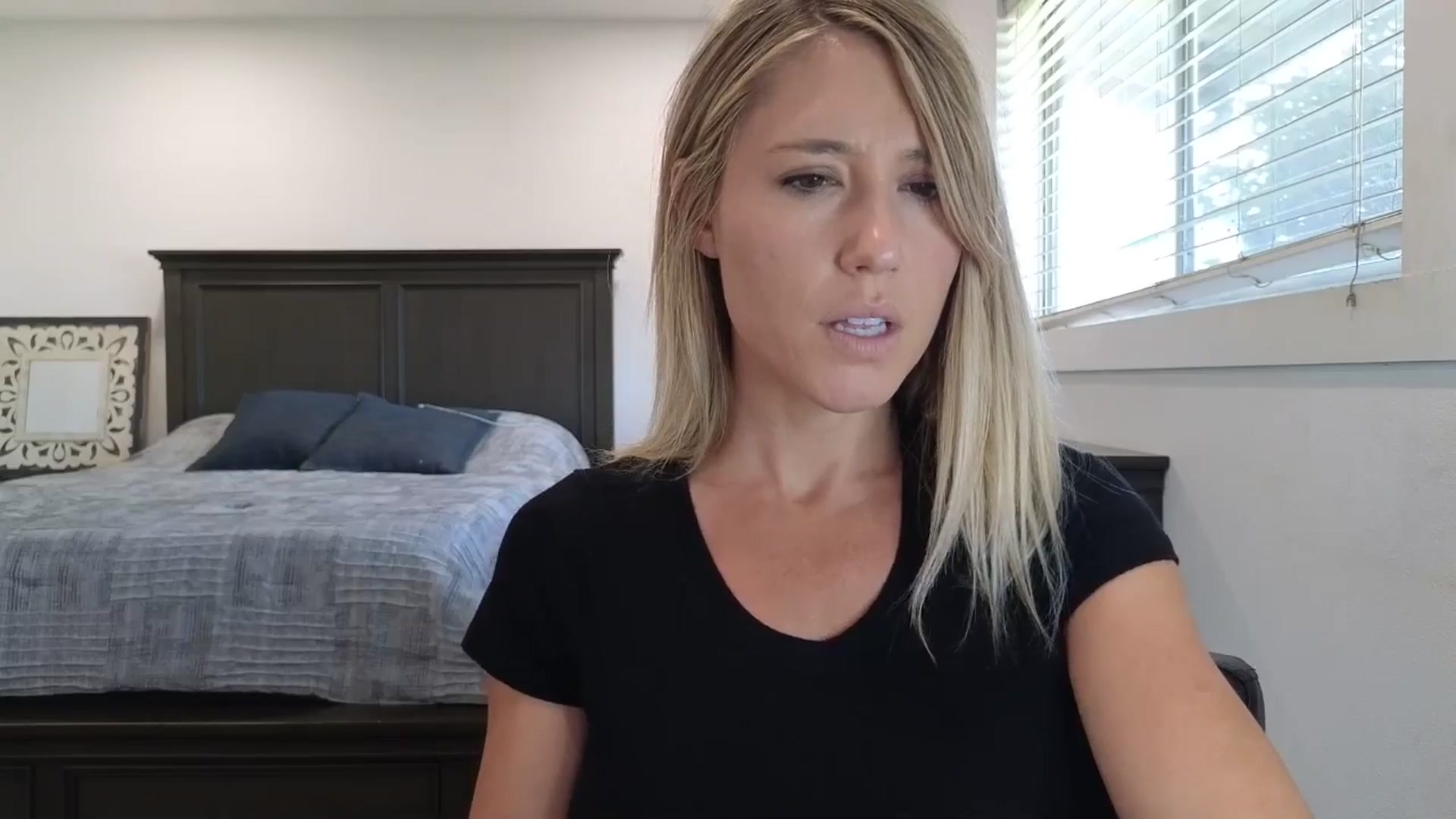 Gallery image thumbnail from blond_milf's myfreecams stream on, 09/17/2025, 23:22 image 3 of 20