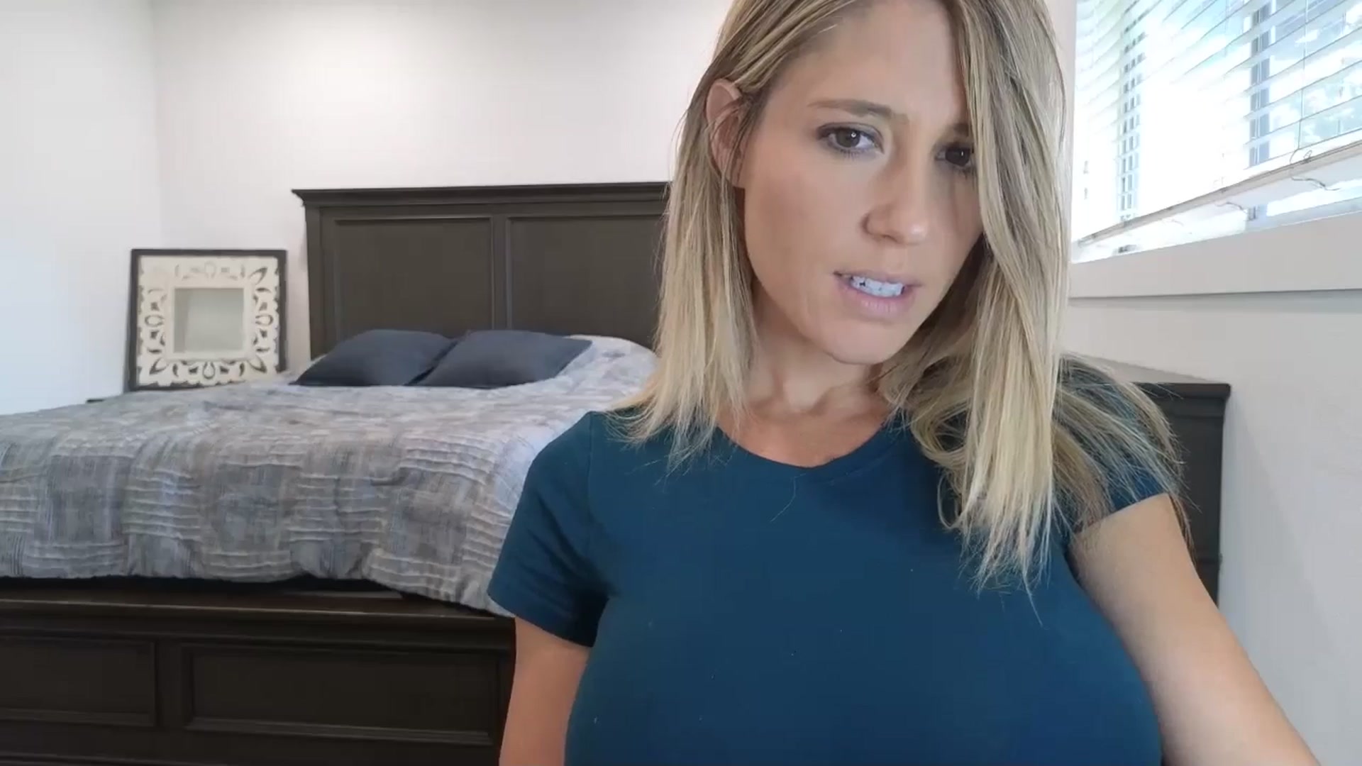 Gallery image thumbnail from blond_milf's myfreecams stream on, 11/05/2025, 21:26 image 19 of 20