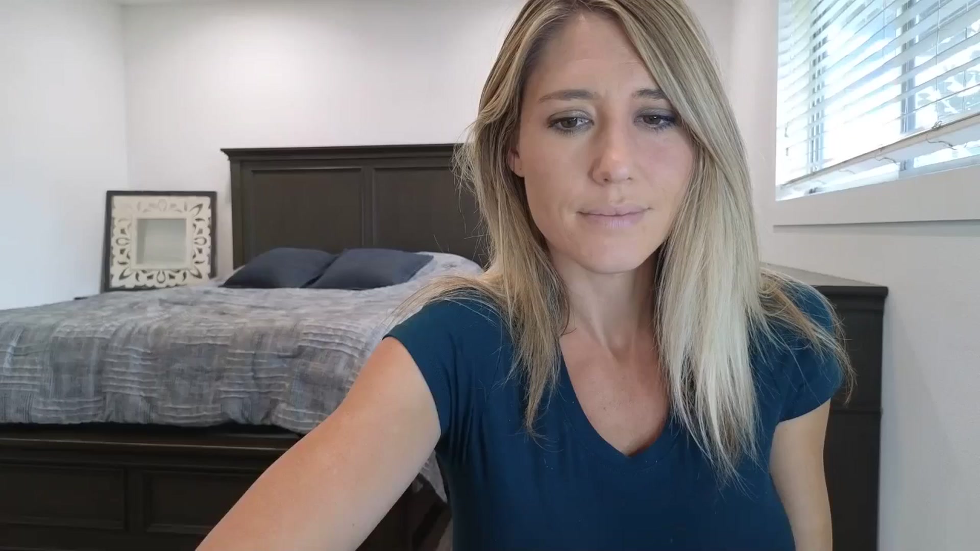 Gallery image thumbnail from blond_milf's myfreecams stream on, 11/05/2025, 22:11 image 1 of 20
