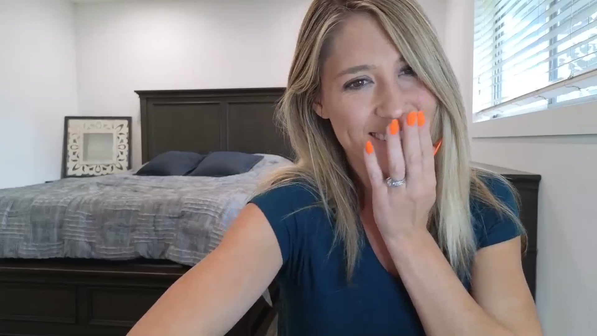 Gallery image thumbnail from blond_milf's myfreecams stream on, 11/05/2025, 22:11 image 2 of 20