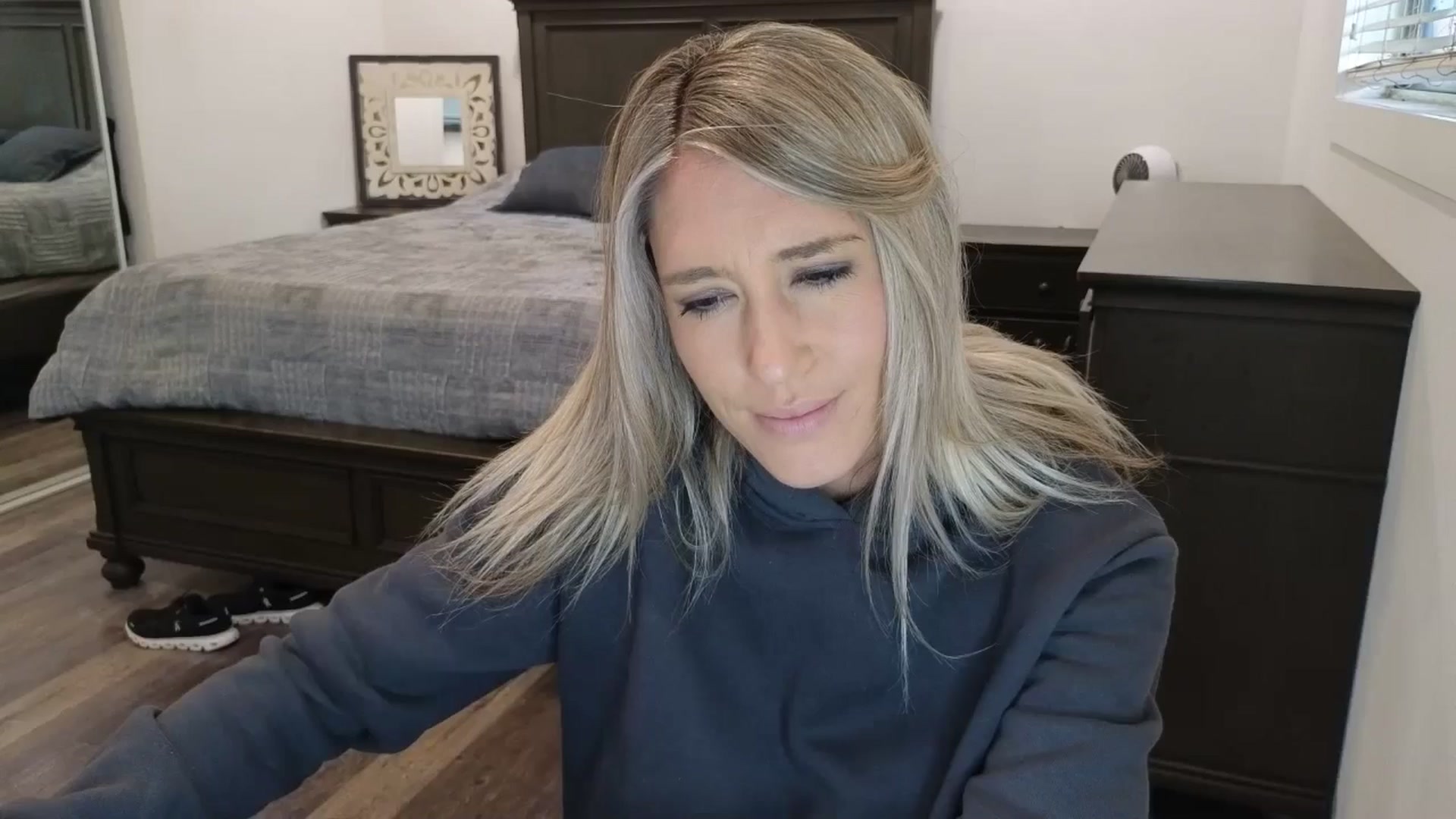 Gallery image thumbnail from blond_milf's myfreecams stream on, 11/18/2025, 01:03 image 1 of 20