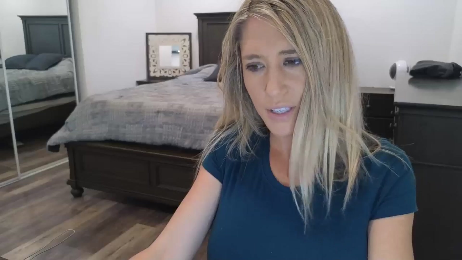 Gallery image thumbnail from blond_milf's myfreecams stream on, 11/25/2025, 22:05 image 9 of 20