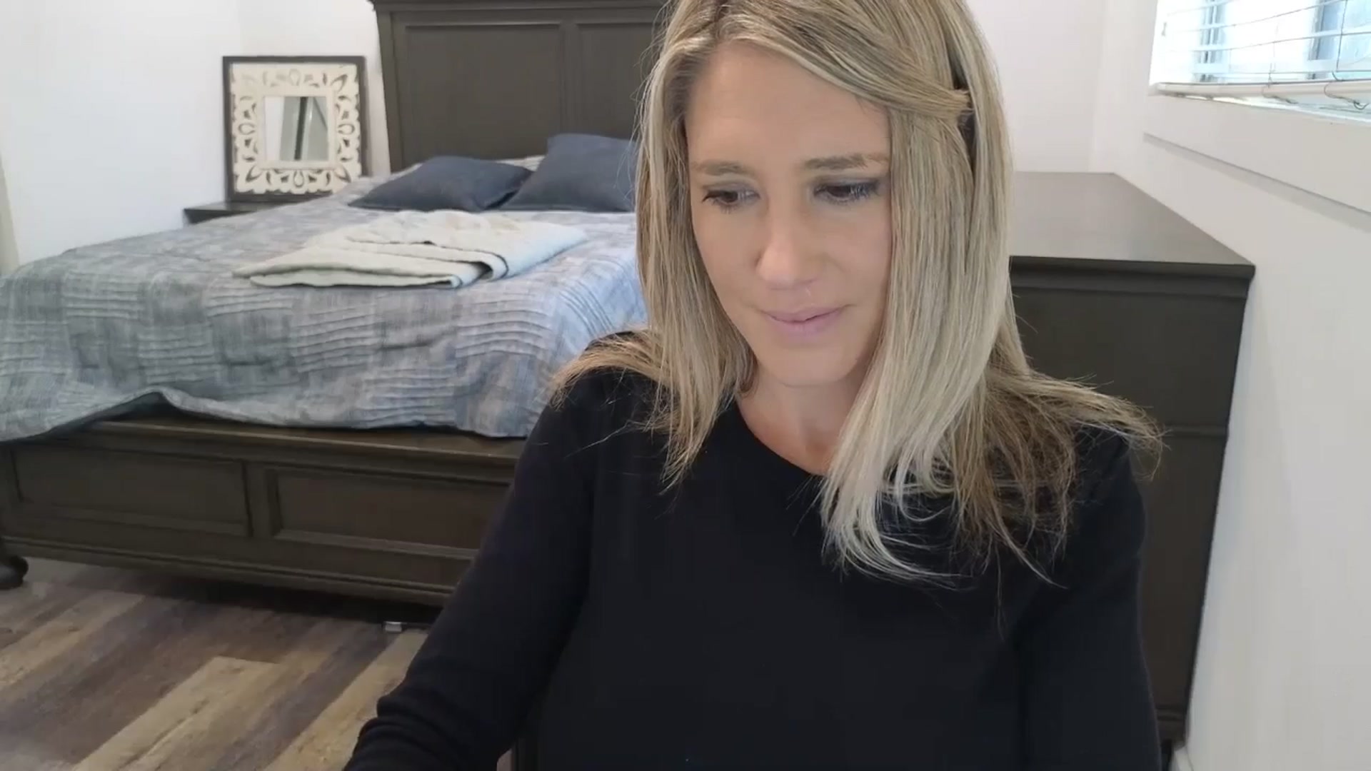 Gallery image thumbnail from blond_milf's myfreecams stream on, 12/01/2025, 21:38 image 2 of 20