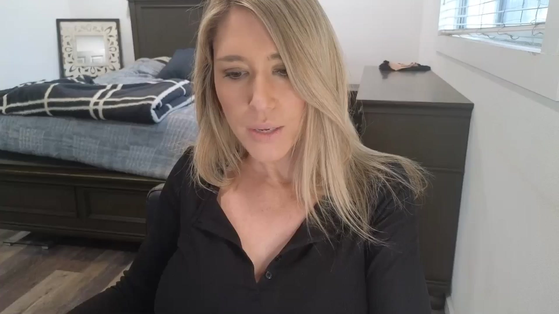 Gallery image thumbnail from blond_milf's myfreecams stream on, 01/20/2026, 22:05 image 14 of 20