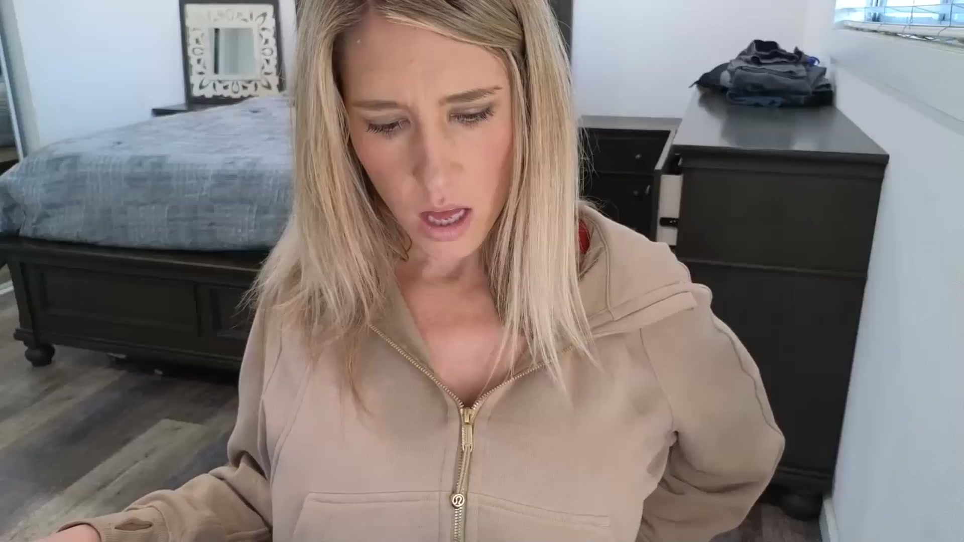 Gallery image thumbnail from blond_milf's myfreecams stream on, 02/04/2026, 24:09 image 1 of 20