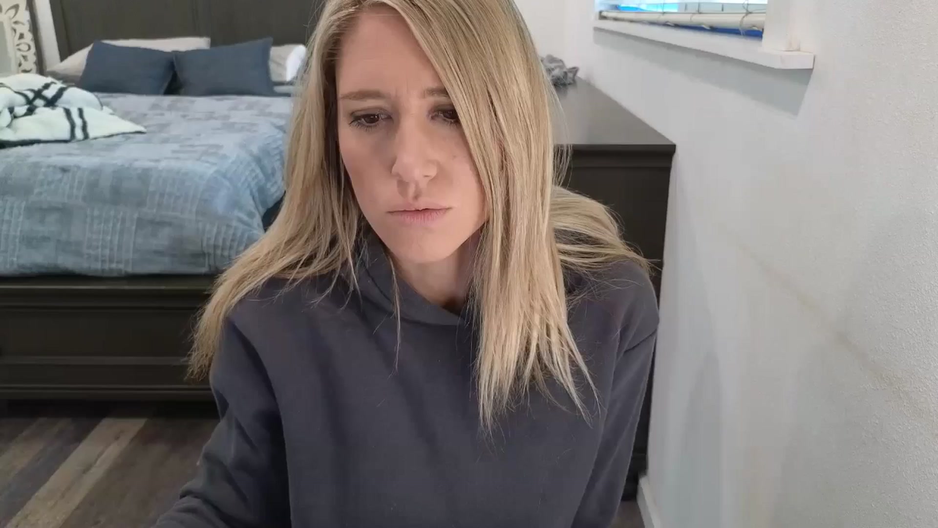 Gallery image thumbnail from blond_milf's myfreecams stream on, 02/15/2026, 24:01 image 8 of 20