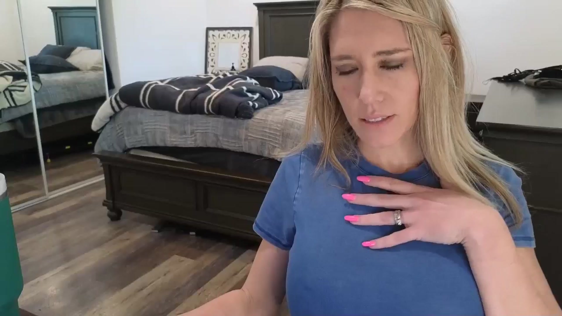 Gallery image thumbnail from blond_milf's myfreecams stream on, 02/20/2026, 22:37 image 6 of 20