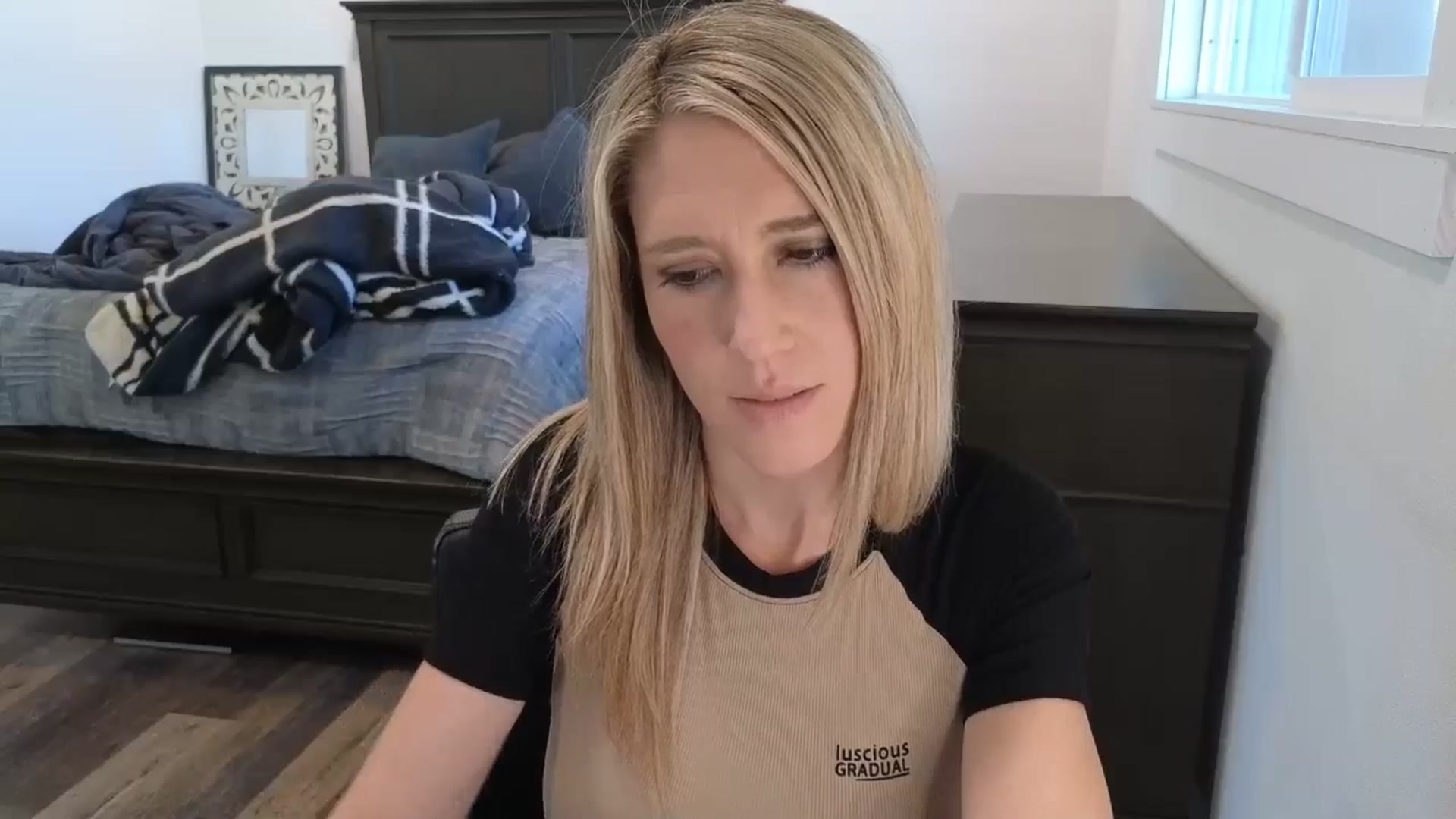 Gallery image thumbnail from blond_milf's myfreecams stream on, 02/27/2026, 20:45 image 2 of 20