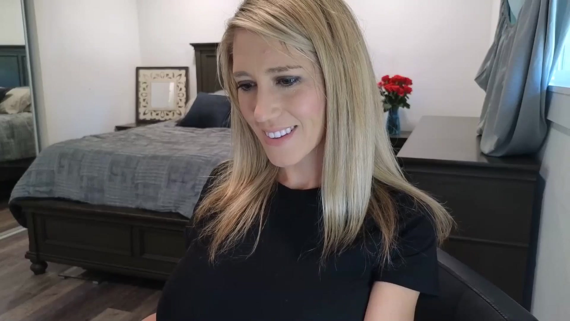 Gallery image thumbnail from blond_milf's myfreecams stream on, 03/16/2026, 18:46 image 3 of 20