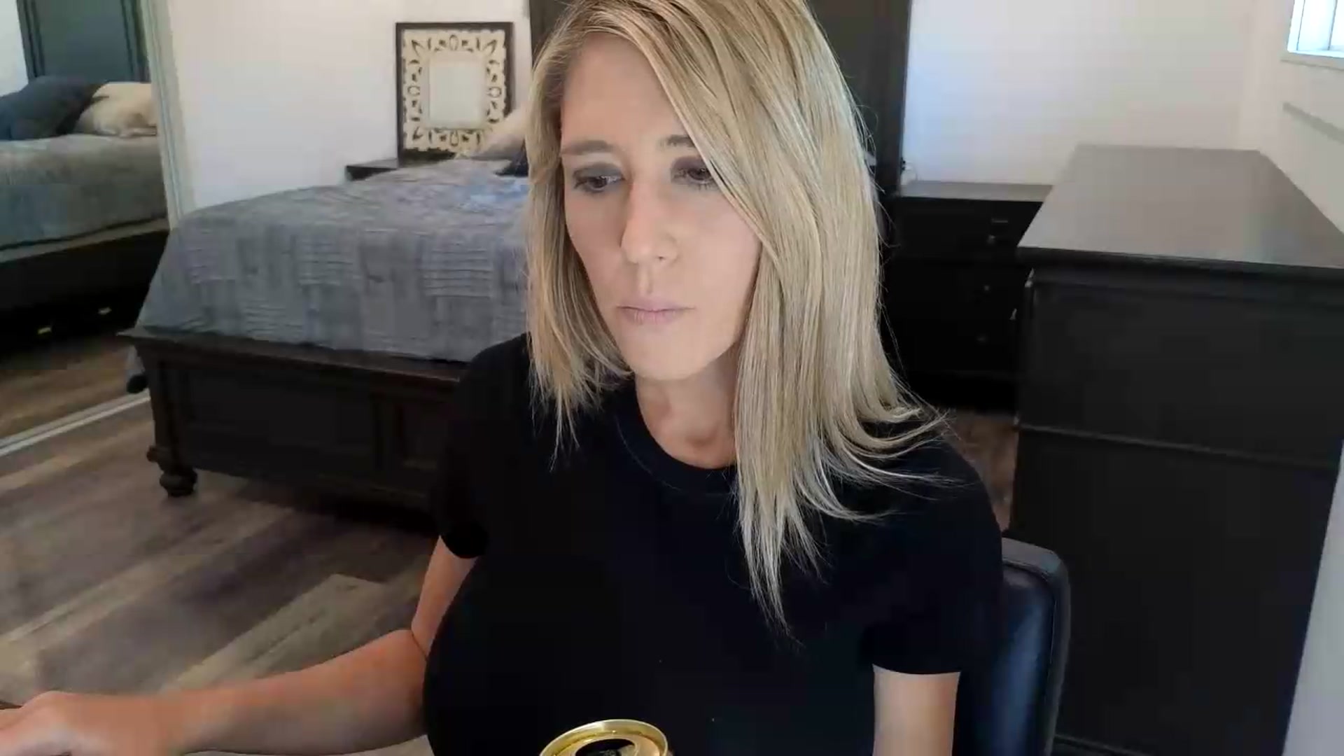Gallery image thumbnail from blond_milf's myfreecams stream on, 06/16/2026, 24:02 image 4 of 20
