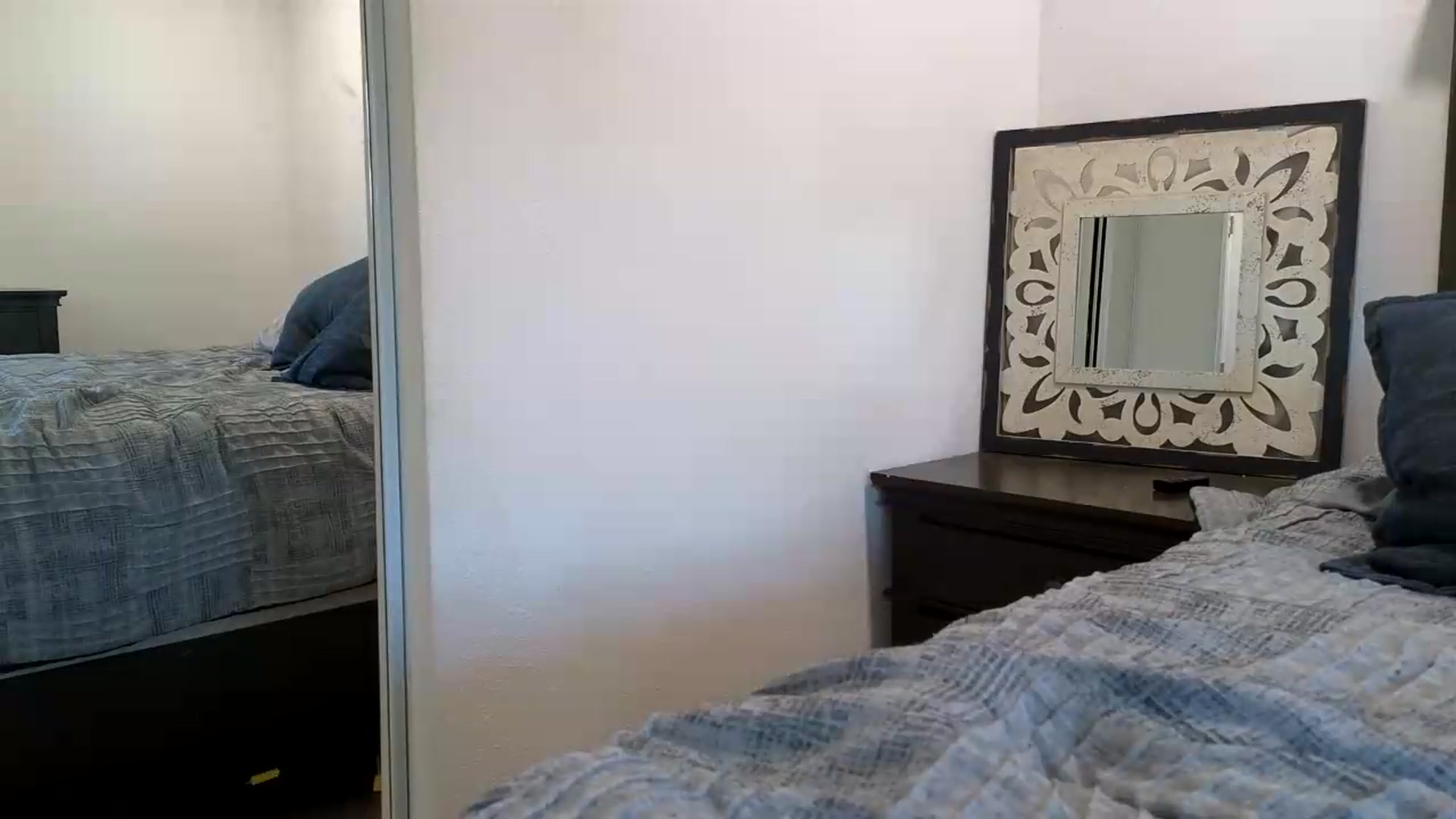 Gallery image thumbnail from blond_milf's myfreecams stream on, 08/12/2026, 23:17 image 8 of 20
