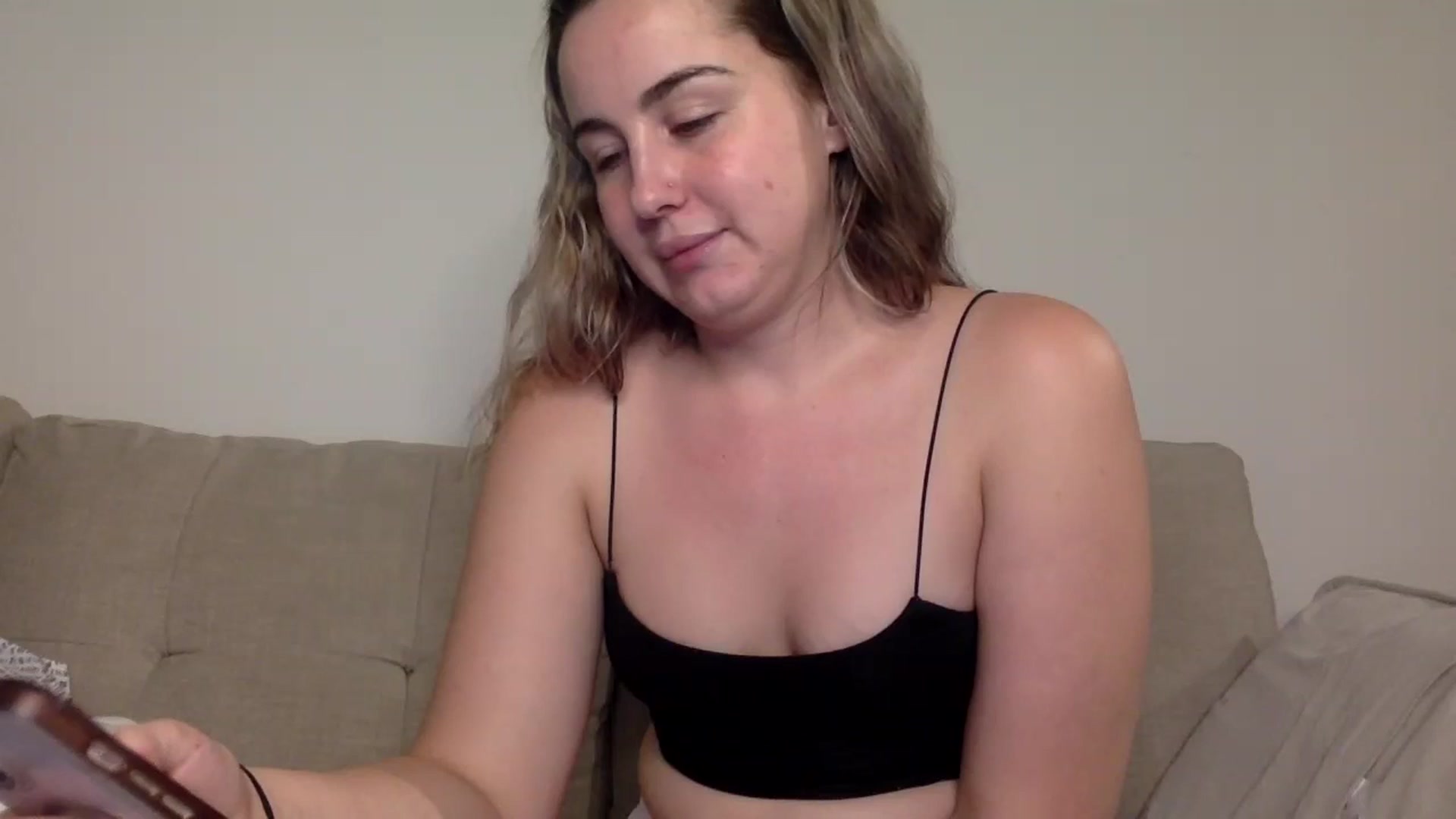 Gallery image thumbnail from blondebaby's myfreecams stream on, 10/18/2024, 08:01 image 1 of 20
