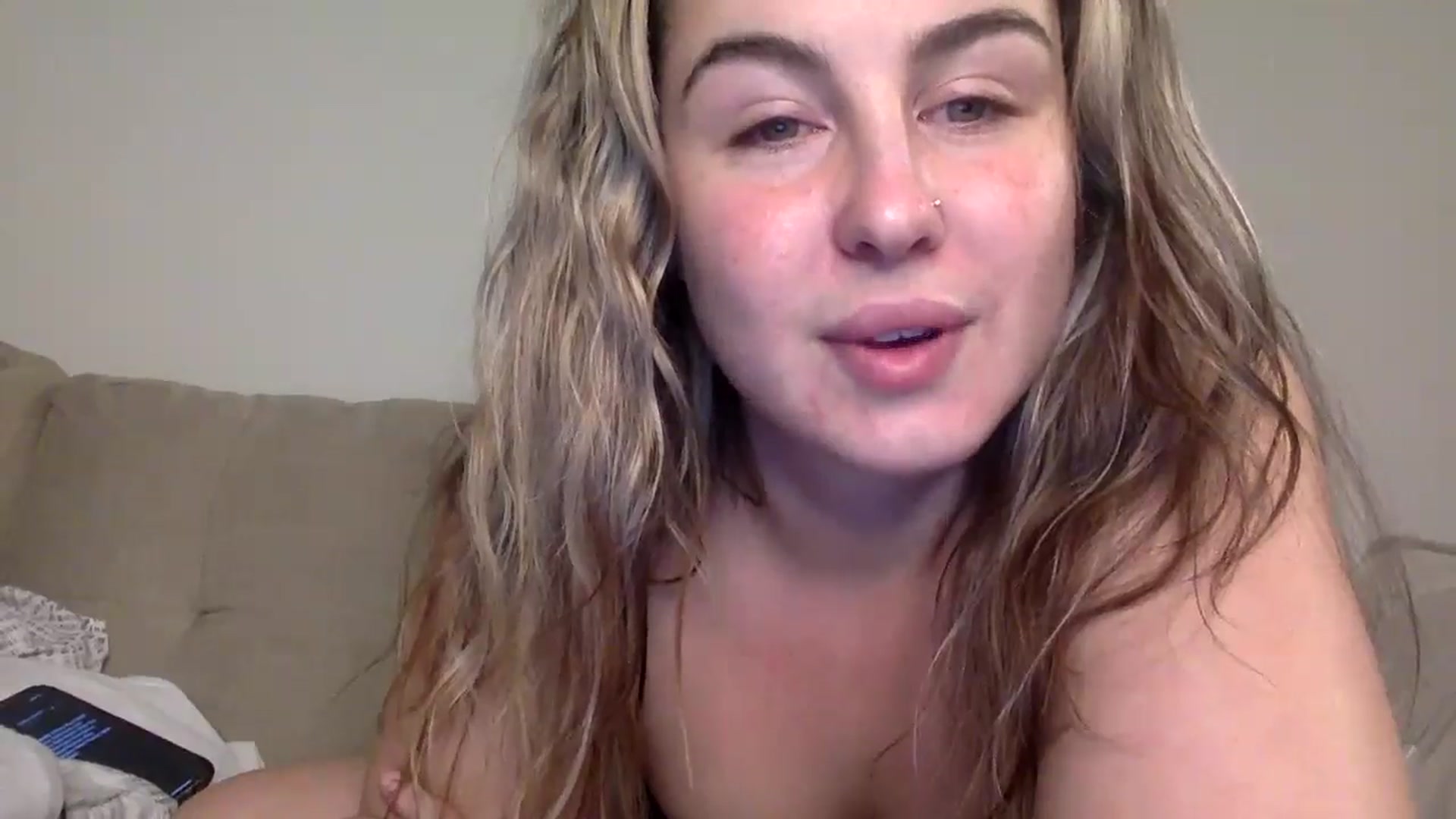 Gallery image thumbnail from blondebaby's myfreecams stream on, 10/18/2024, 08:01 image 3 of 20