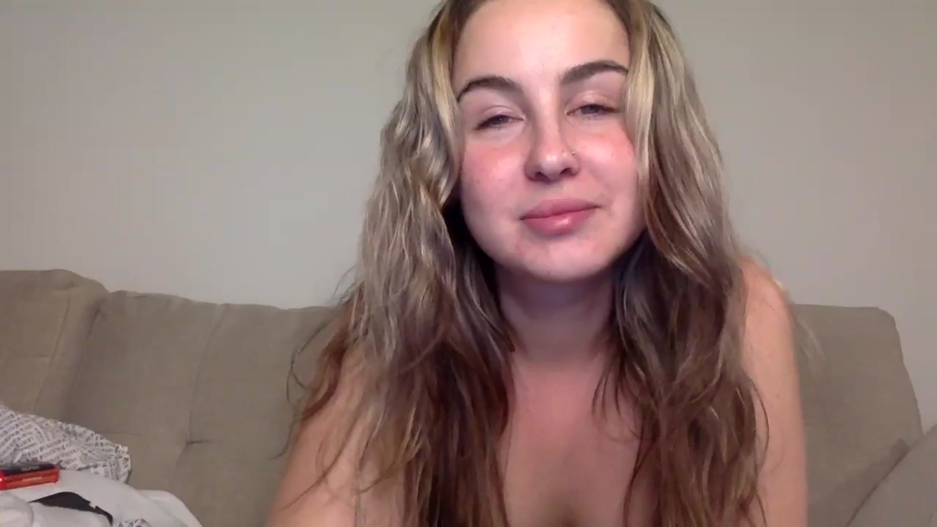 Gallery image thumbnail from blondebaby's myfreecams stream on, 10/18/2024, 08:01 image 14 of 20