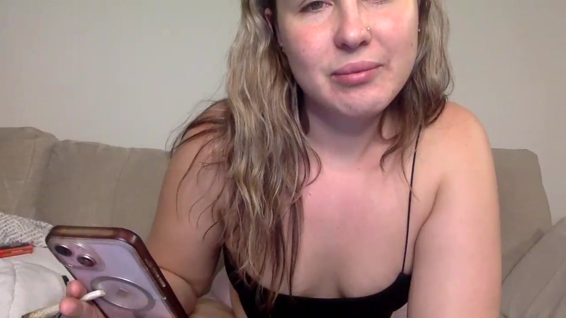 Gallery image thumbnail from blondebaby's myfreecams stream on, 10/18/2024, 08:01 image 11 of 20