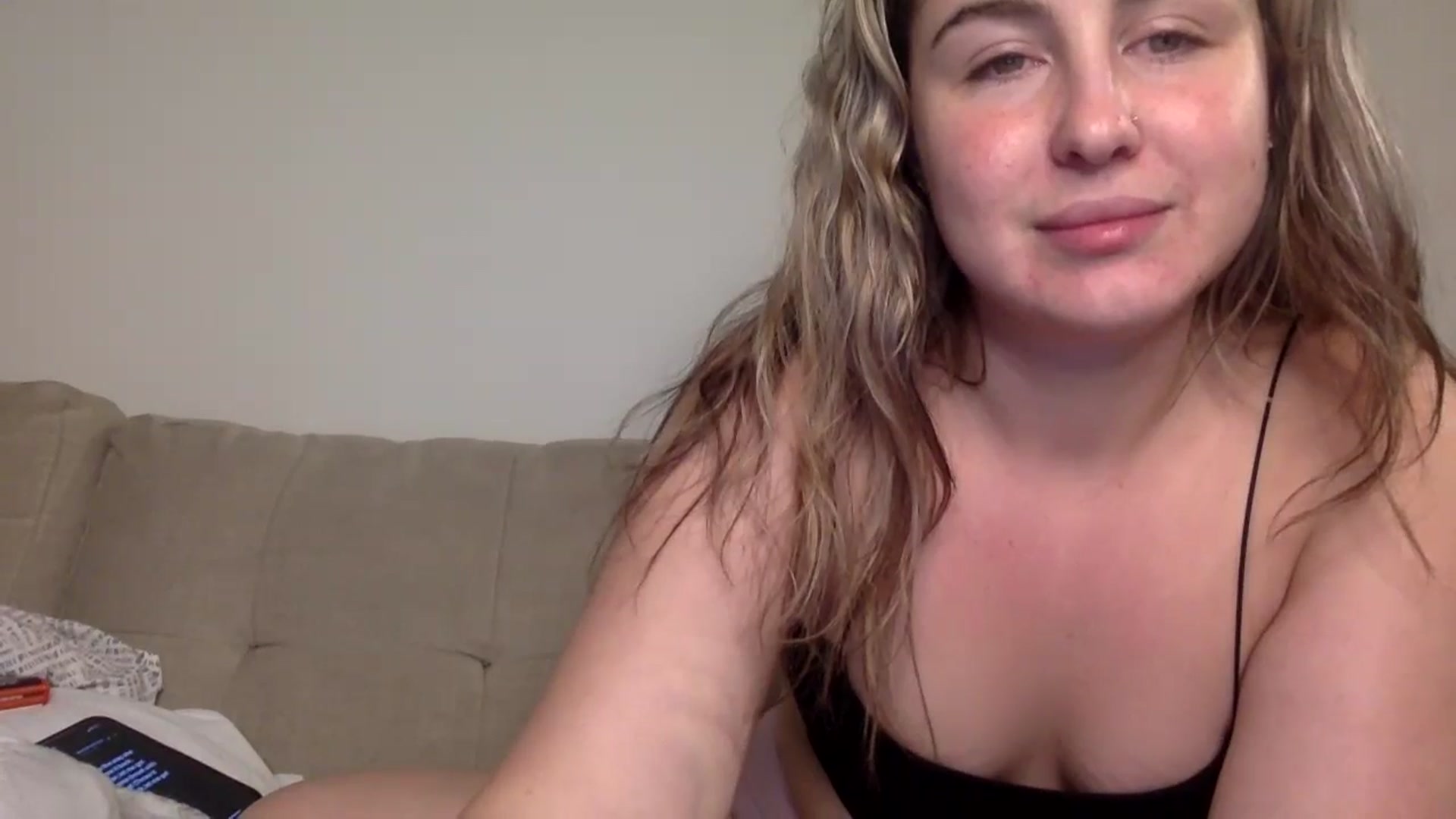 Gallery image thumbnail from blondebaby's myfreecams stream on, 10/18/2024, 08:01 image 2 of 20