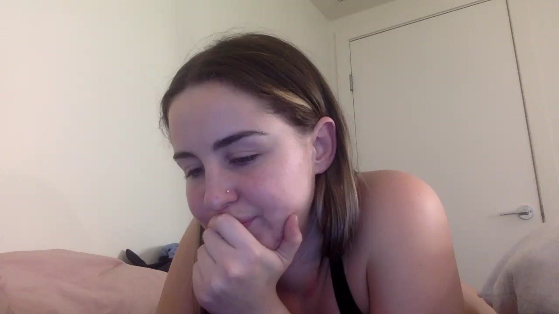 Gallery image thumbnail from blondebaby's myfreecams stream on, 03/17/2025, 01:21 image 7 of 20