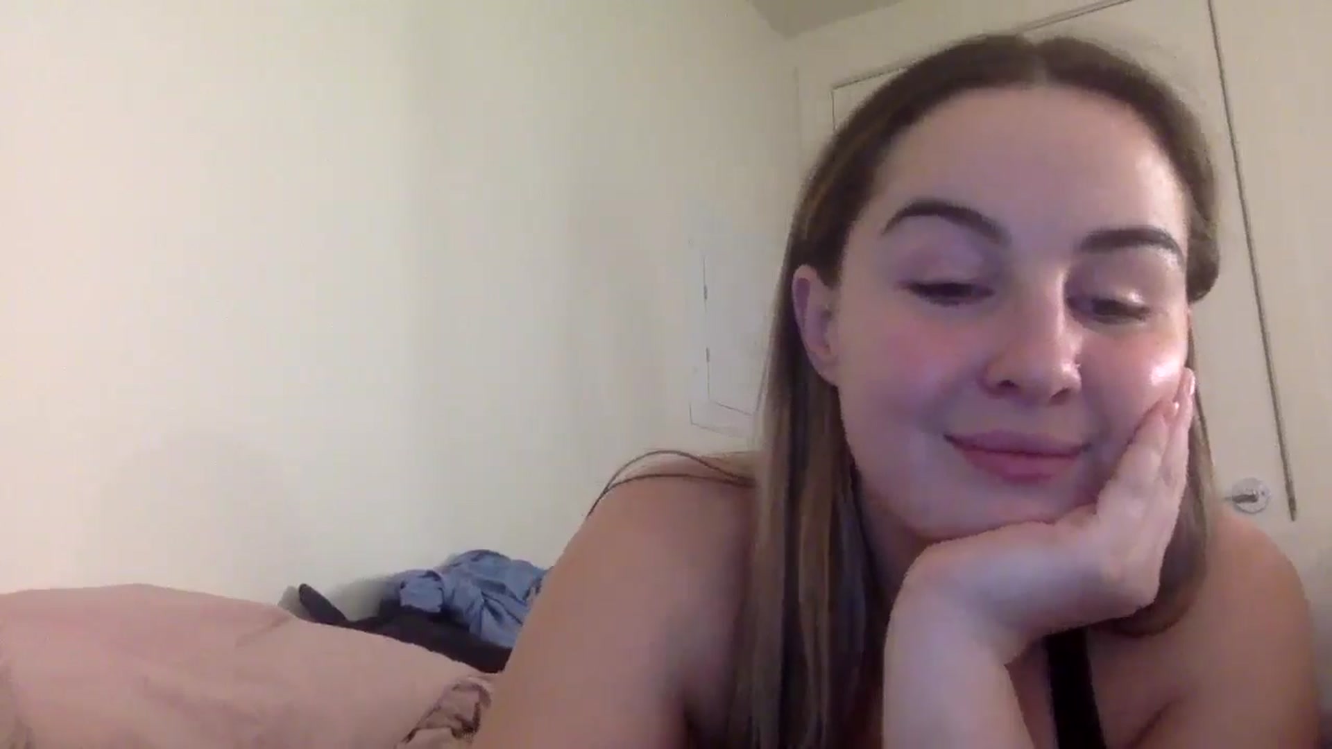 Gallery image thumbnail from blondebaby's myfreecams stream on, 03/17/2025, 01:21 image 5 of 20