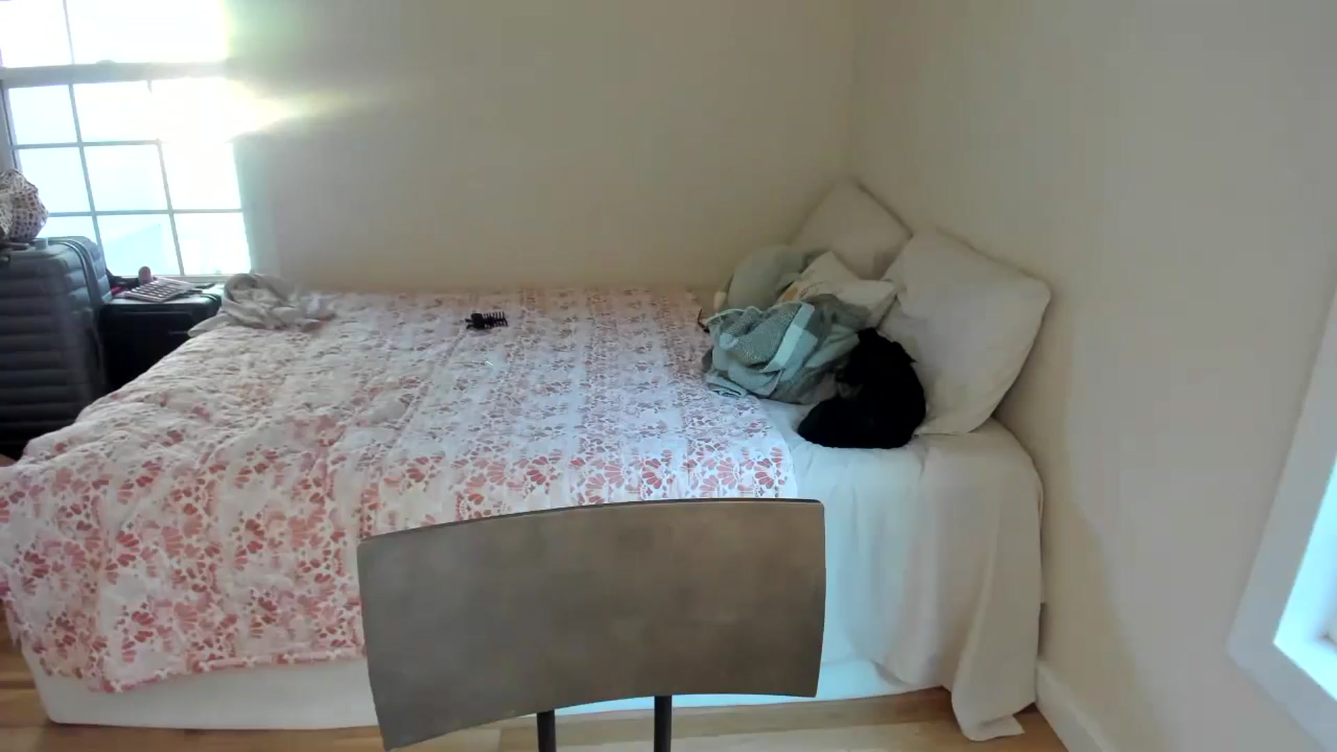 Gallery image thumbnail from blondetoshi's myfreecams stream on, 08/05/2024, 01:47 image 14 of 20