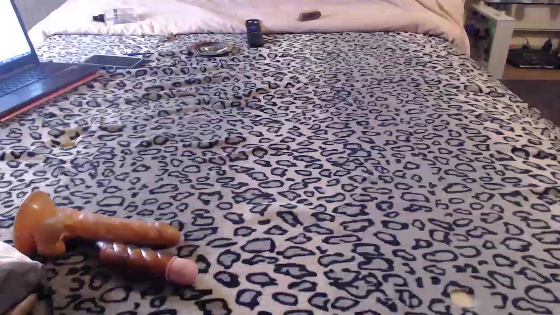 Gallery image thumbnail from blondey21uk's myfreecams stream on, 11/22/2022, 20:24 image 16 of 20
