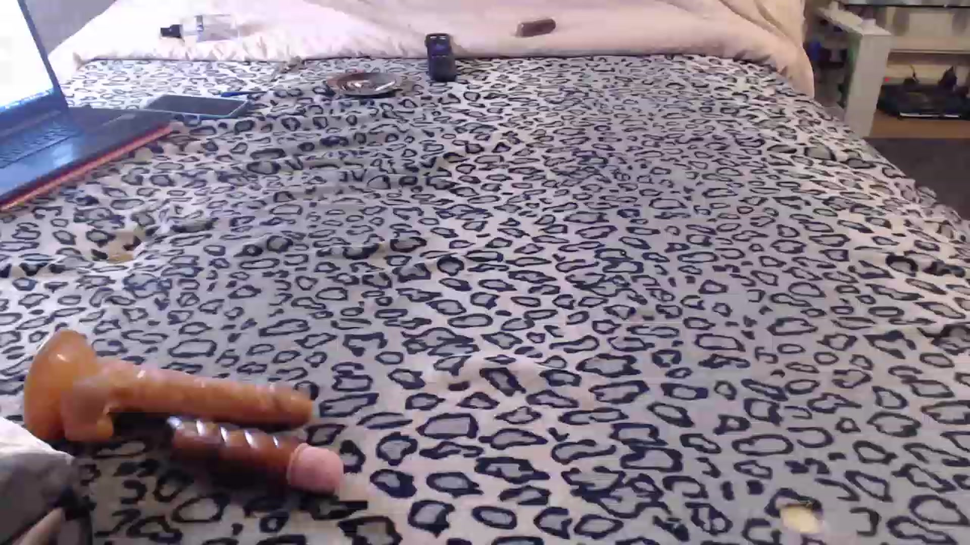 Gallery image thumbnail from blondey21uk's myfreecams stream on, 11/22/2022, 20:24 image 15 of 20