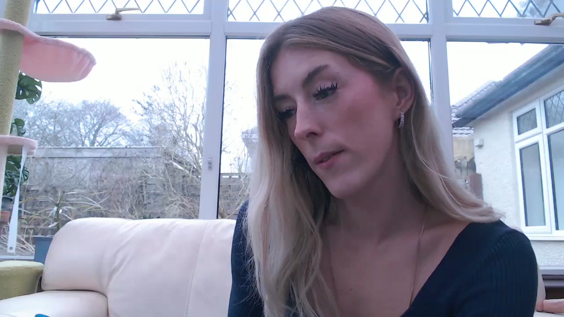 Gallery image thumbnail from blondey21uk's myfreecams stream on, 12/27/2025, 12:51 image 15 of 20