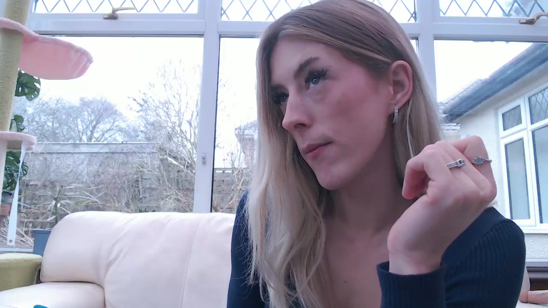Gallery image thumbnail from blondey21uk's myfreecams stream on, 12/27/2025, 12:51 image 12 of 20