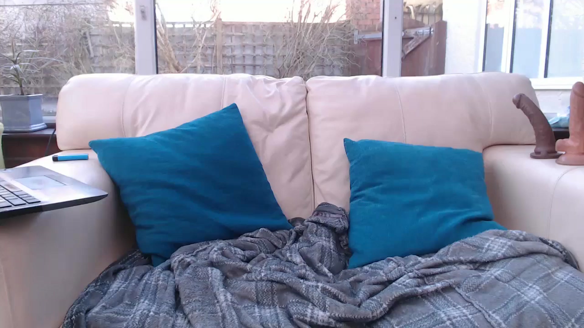 Gallery image thumbnail from blondey21uk's myfreecams stream on, 12/31/2025, 11:16 image 19 of 20