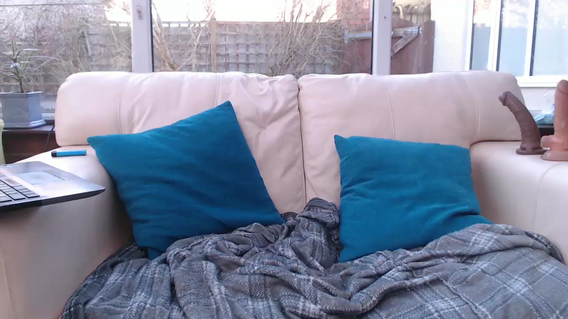 Gallery image thumbnail from blondey21uk's myfreecams stream on, 12/31/2025, 11:16 image 18 of 20