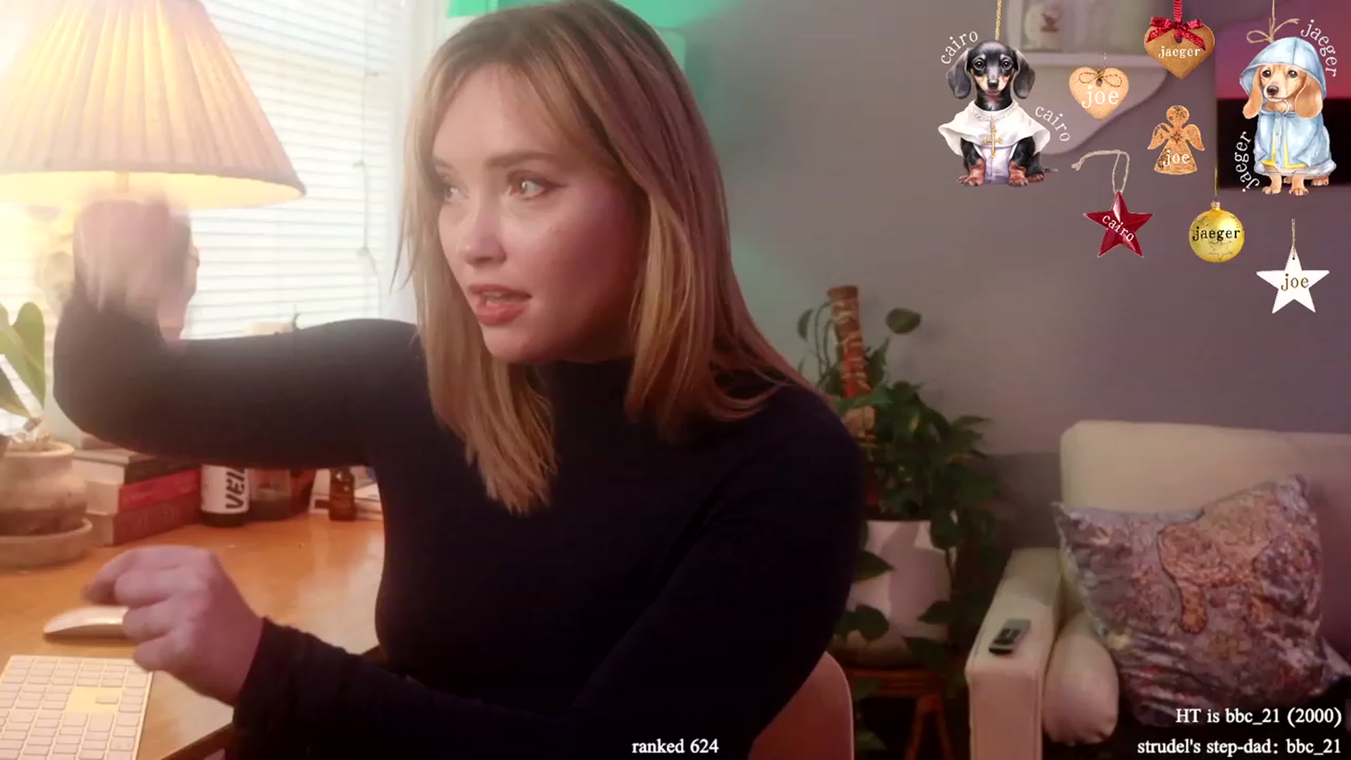 Gallery image thumbnail from blondie's myfreecams stream on, 12/18/2023, 17:27 image 4 of 20