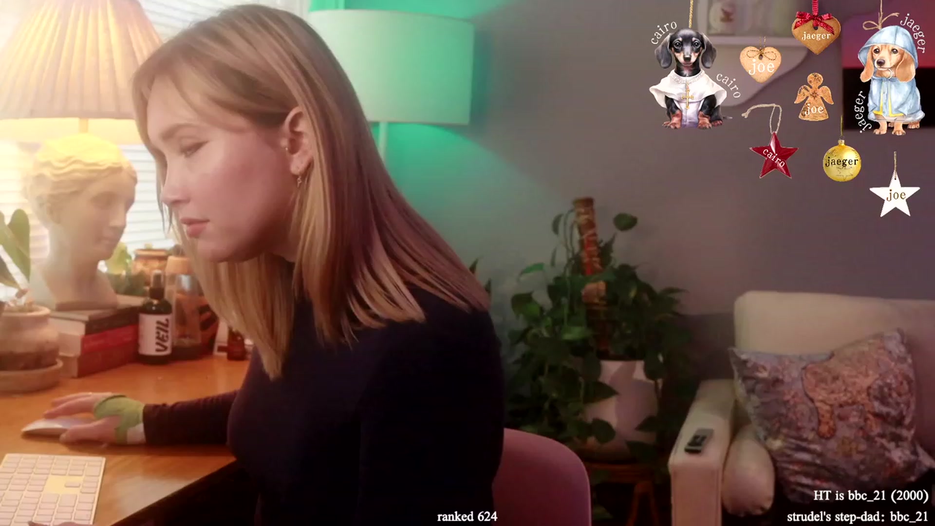 Gallery image thumbnail from blondie's myfreecams stream on, 12/18/2023, 17:27 image 6 of 20