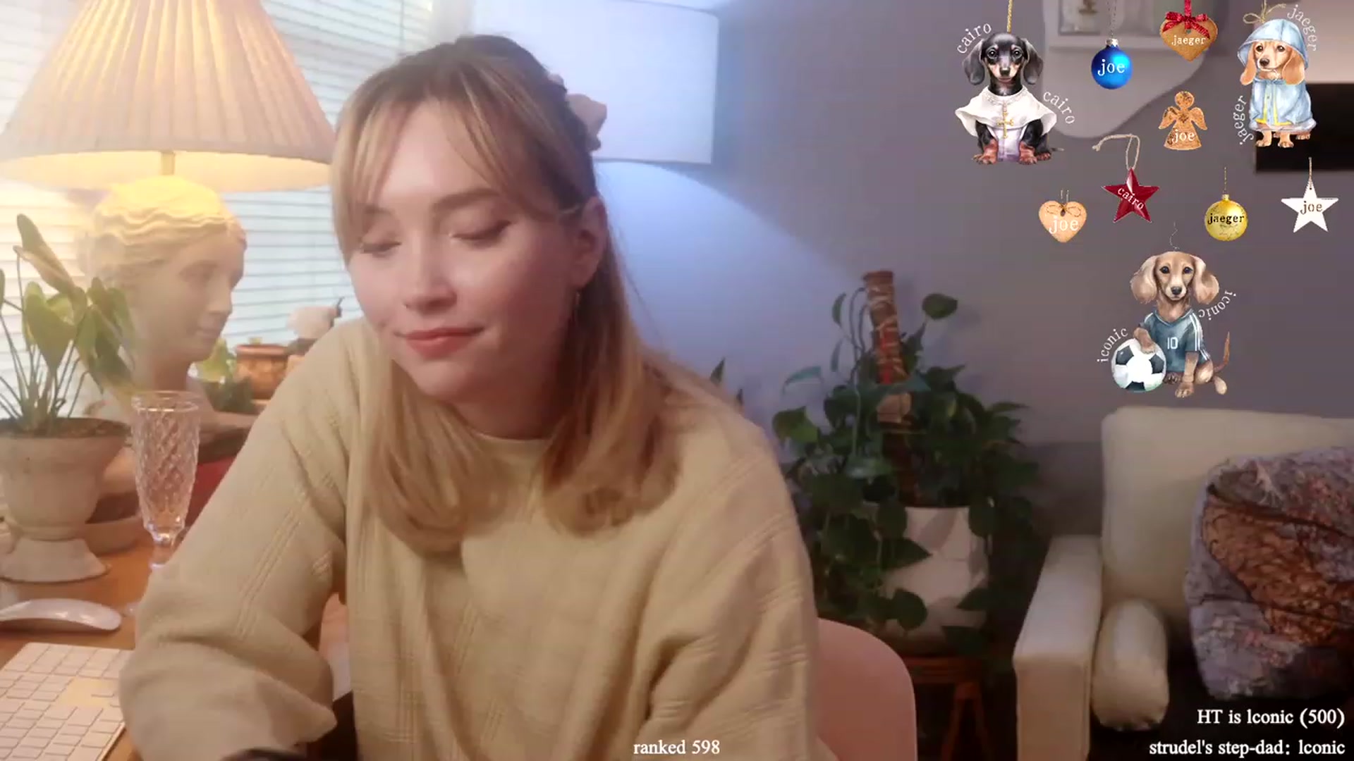 Gallery image thumbnail from blondie's myfreecams stream on, 12/19/2023, 20:17 image 14 of 20