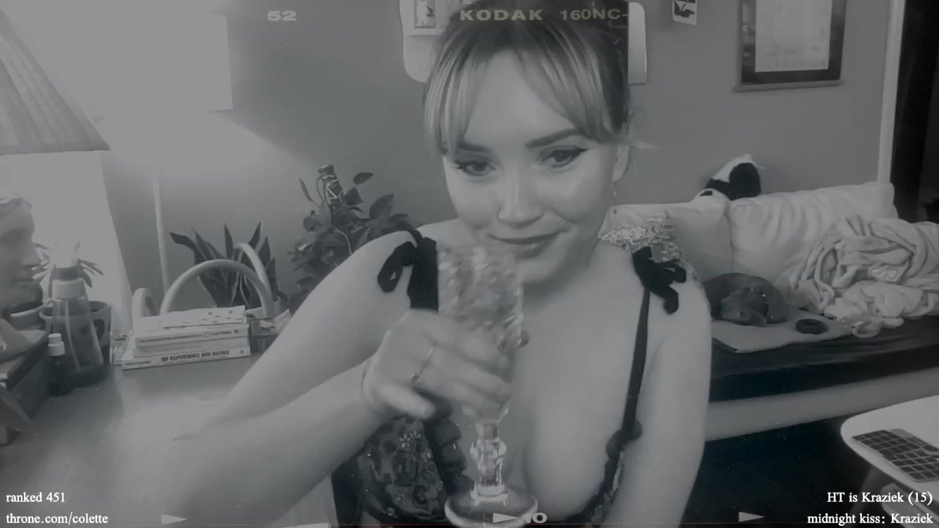 Gallery image thumbnail from blondie's myfreecams stream on, 12/29/2023, 18:12 image 13 of 20
