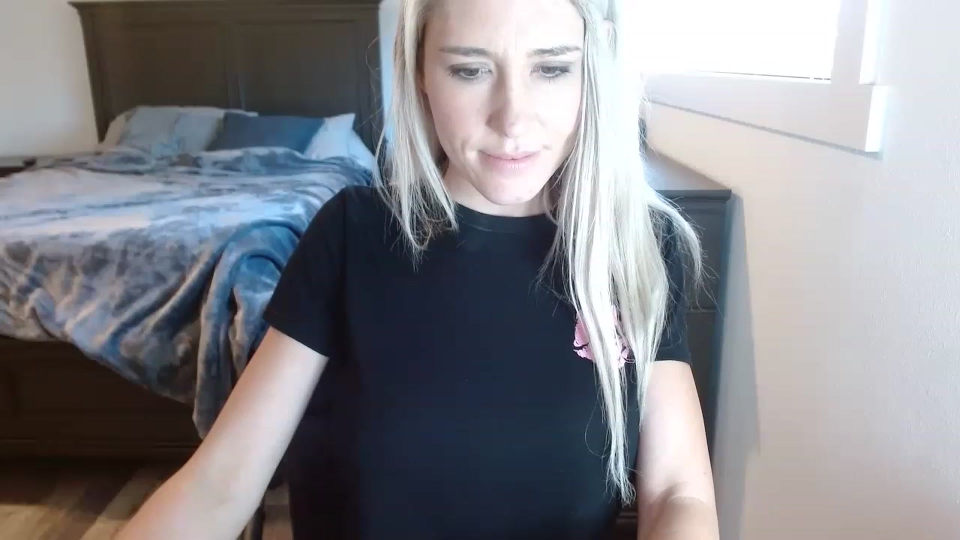 Gallery image thumbnail from blondmilf92's myfreecams stream on, 11/24/2022, 24:52 image 5 of 20