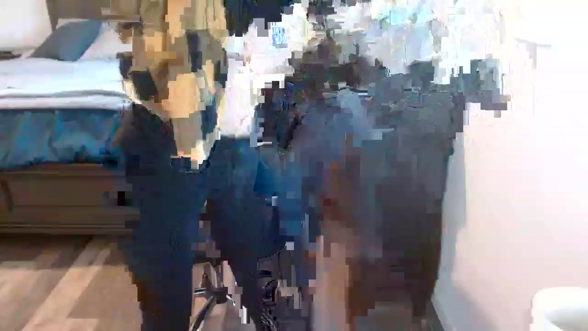 Gallery image thumbnail from blondmilf92's myfreecams stream on, 11/28/2022, 18:42 image 10 of 20