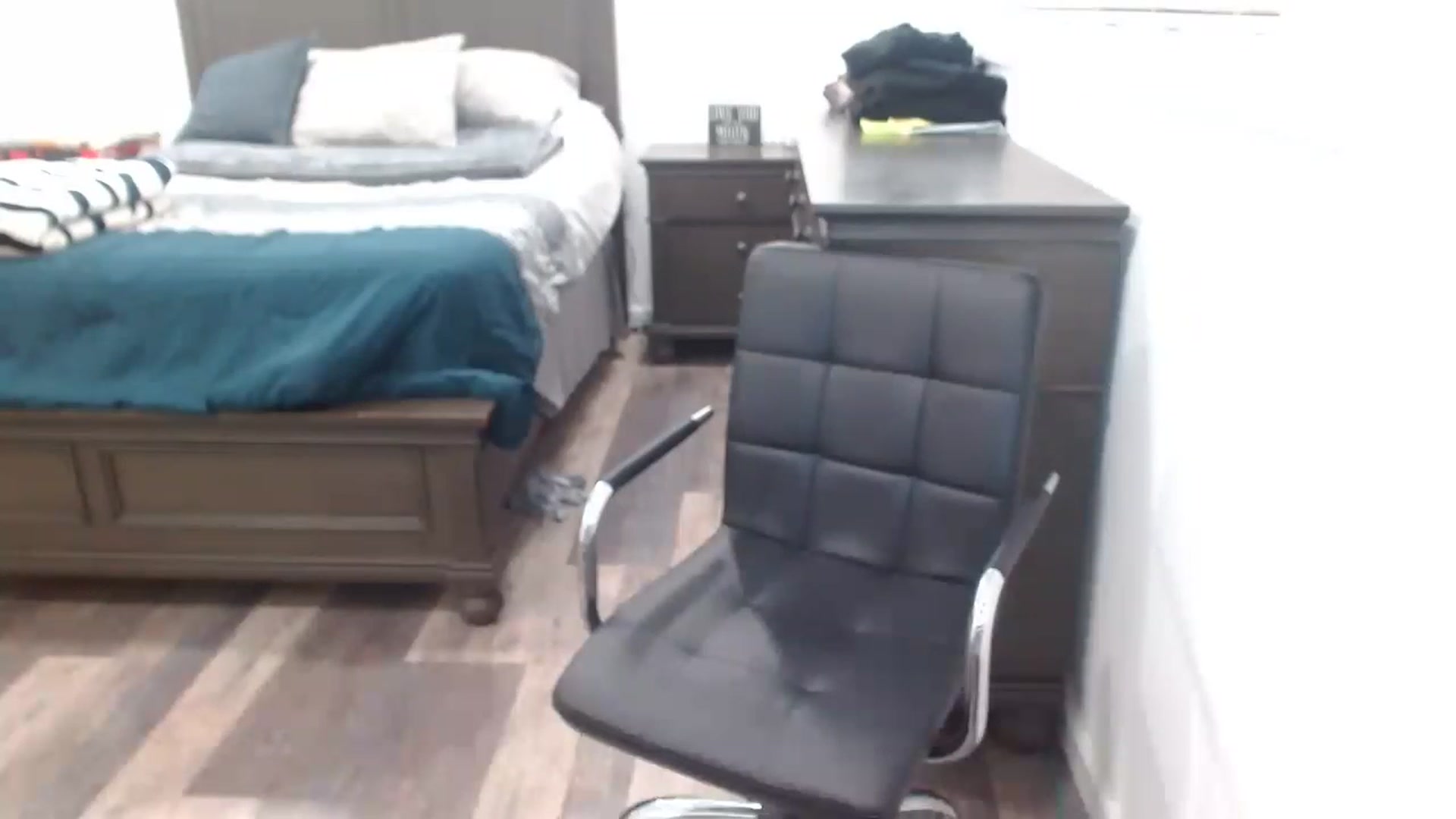 Gallery image thumbnail from blondmilf92's myfreecams stream on, 12/07/2022, 21:41 image 20 of 20