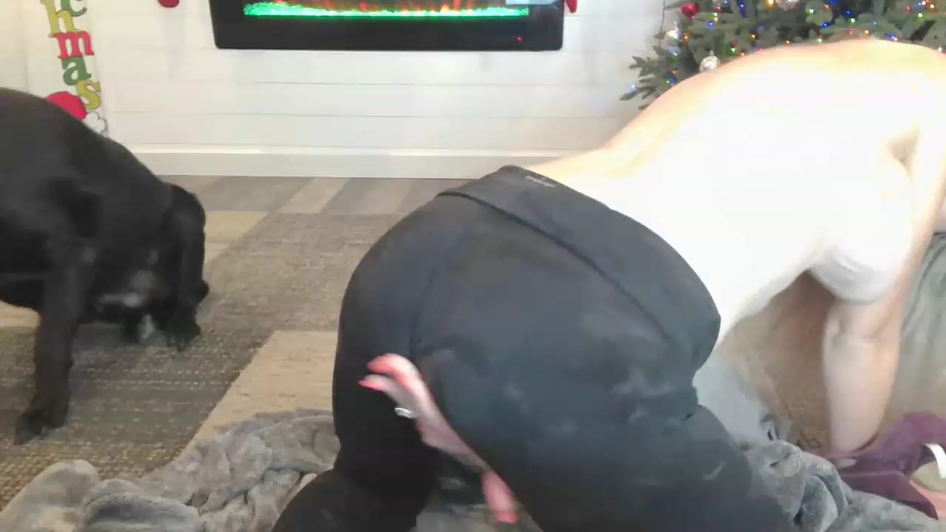Gallery image thumbnail from blondmilf92's myfreecams stream on, 12/09/2022, 06:19 image 11 of 20