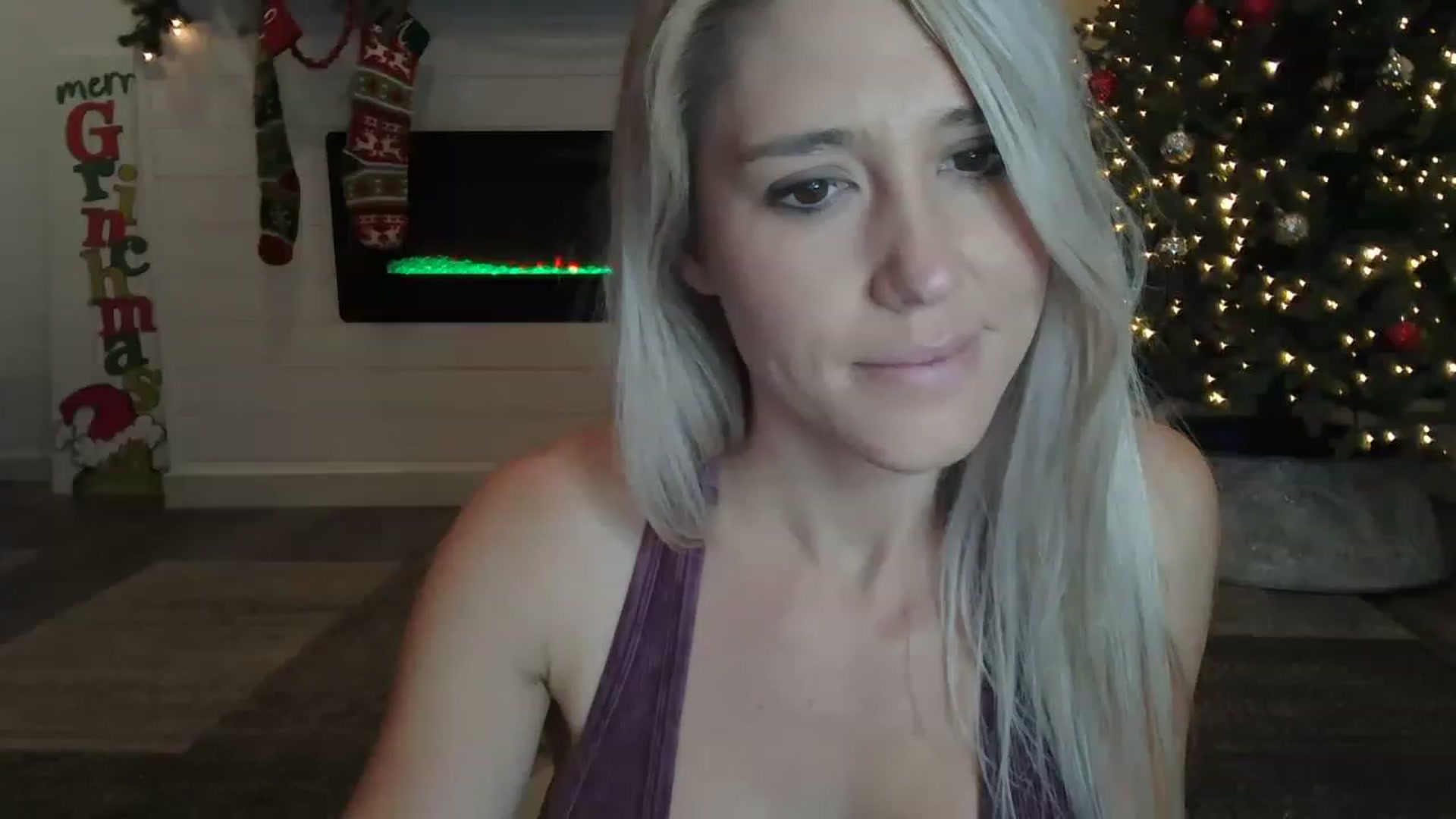 Gallery image thumbnail from blondmilf92's myfreecams stream on, 12/09/2022, 07:22 image 15 of 20