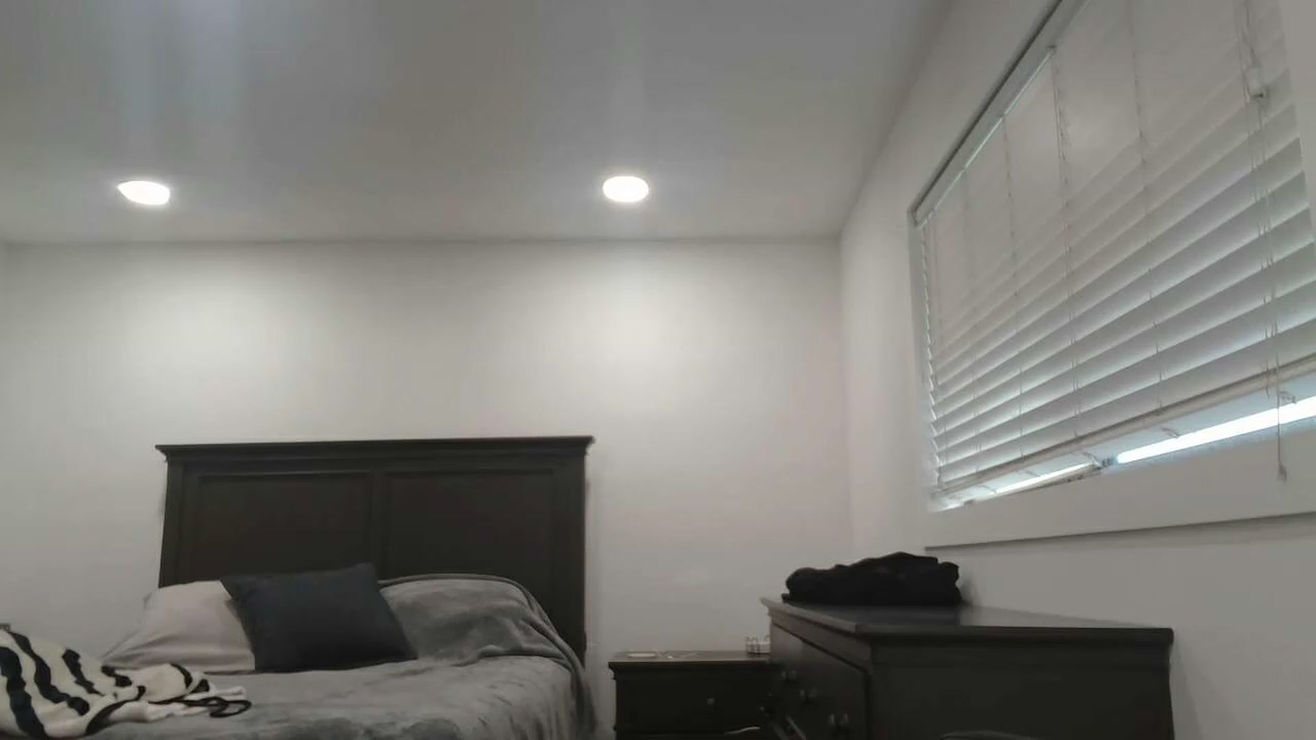 Gallery image thumbnail from blondmilf92's myfreecams stream on, 01/13/2023, 21:17 image 20 of 20