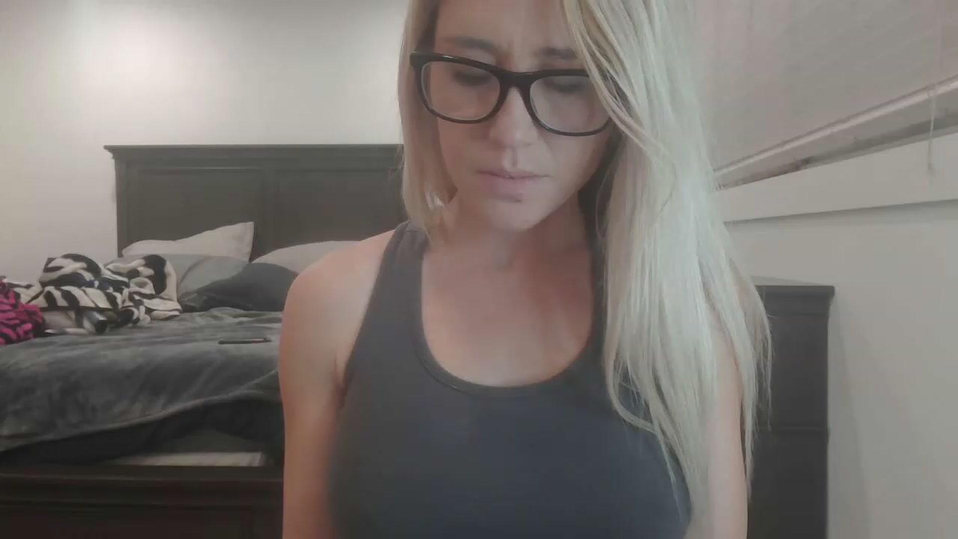 Gallery image thumbnail from blondmilf92's myfreecams stream on, 01/22/2023, 04:45 image 7 of 20