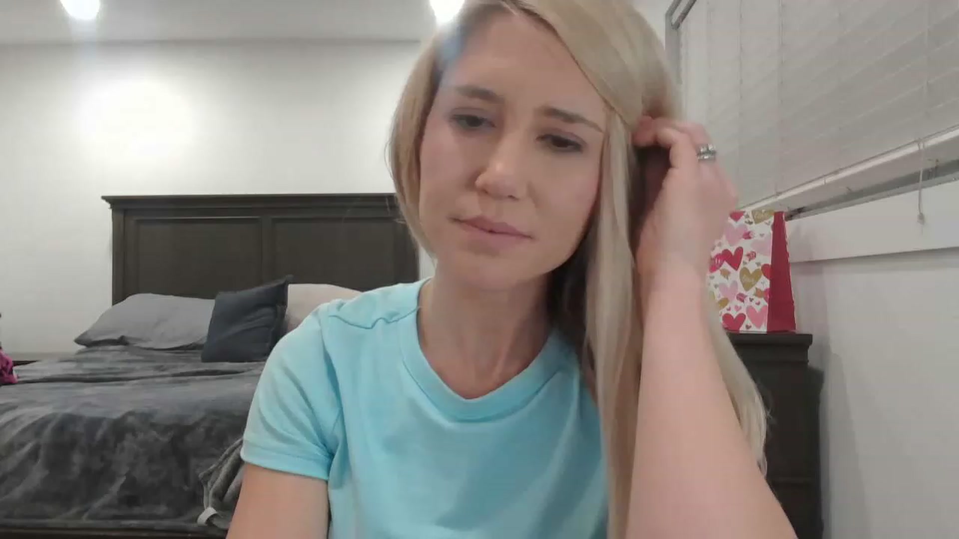 Gallery image thumbnail from blondmilf92's myfreecams stream on, 02/02/2023, 05:37 image 12 of 20