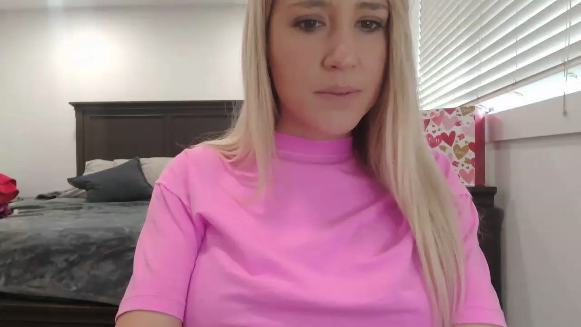 Gallery image thumbnail from blondmilf92's myfreecams stream on, 02/02/2023, 21:49 image 5 of 20
