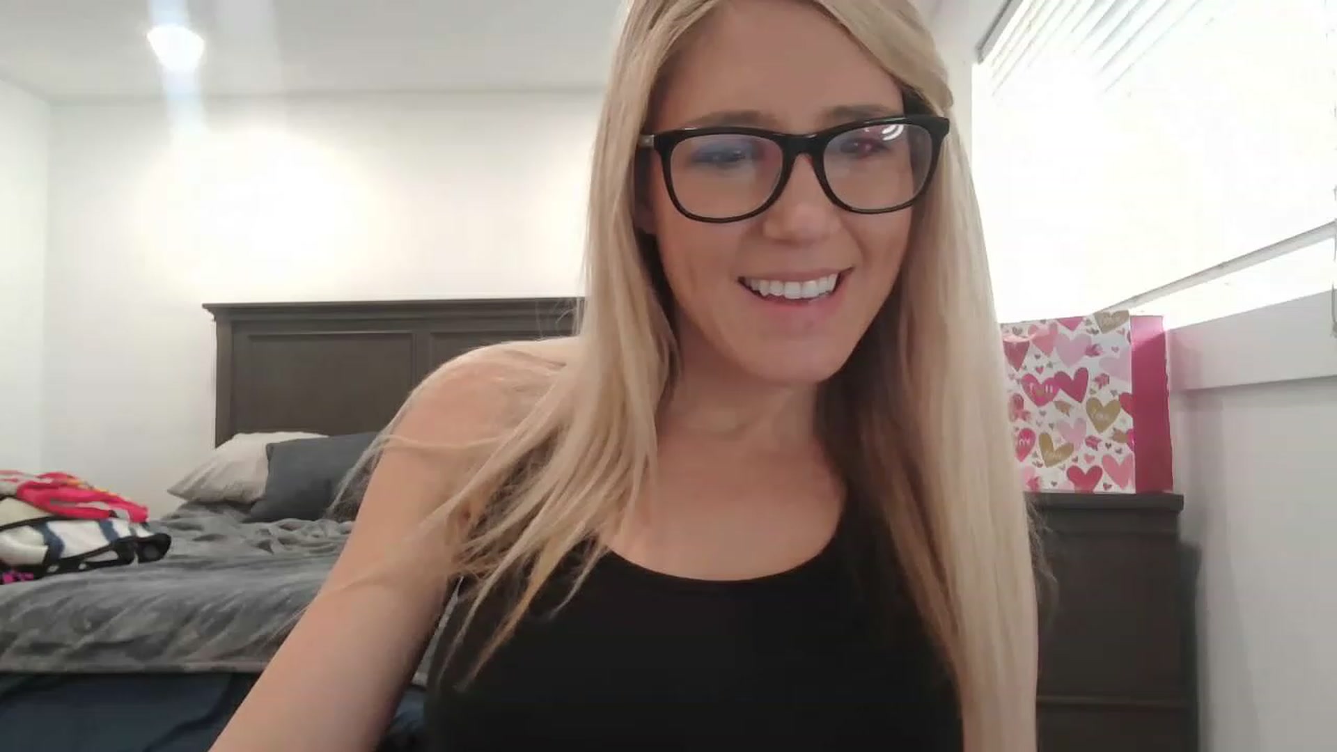 Gallery image thumbnail from blondmilf92's myfreecams stream on, 02/05/2023, 23:39 image 11 of 20