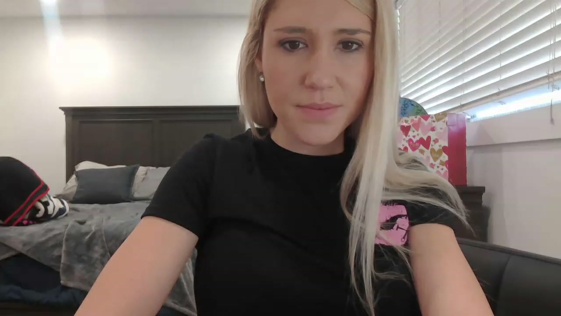 Gallery image thumbnail from blondmilf92's myfreecams stream on, 02/07/2023, 21:01 image 1 of 20