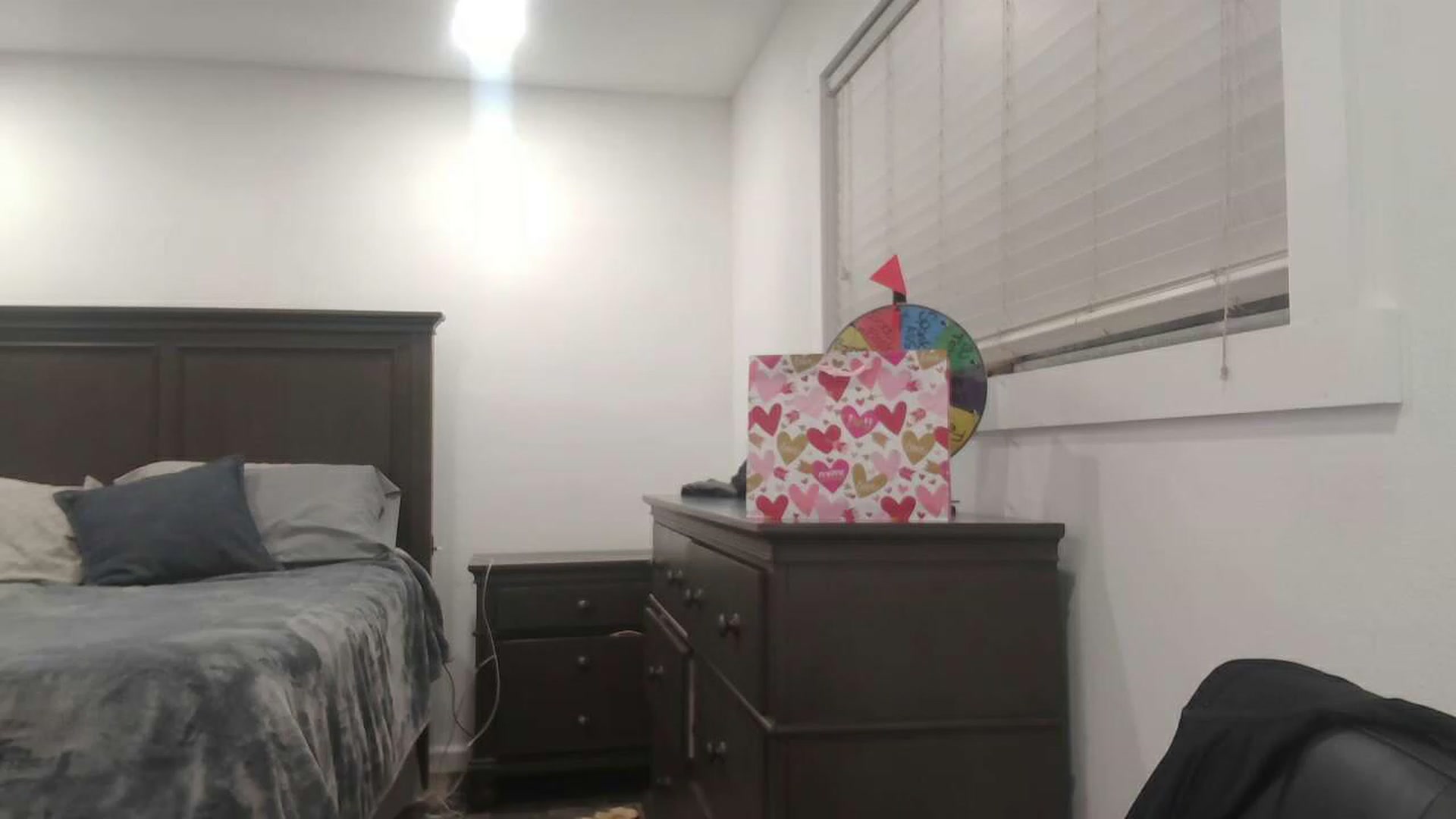 Gallery image thumbnail from blondmilf92's myfreecams stream on, 02/09/2023, 05:53 image 12 of 20