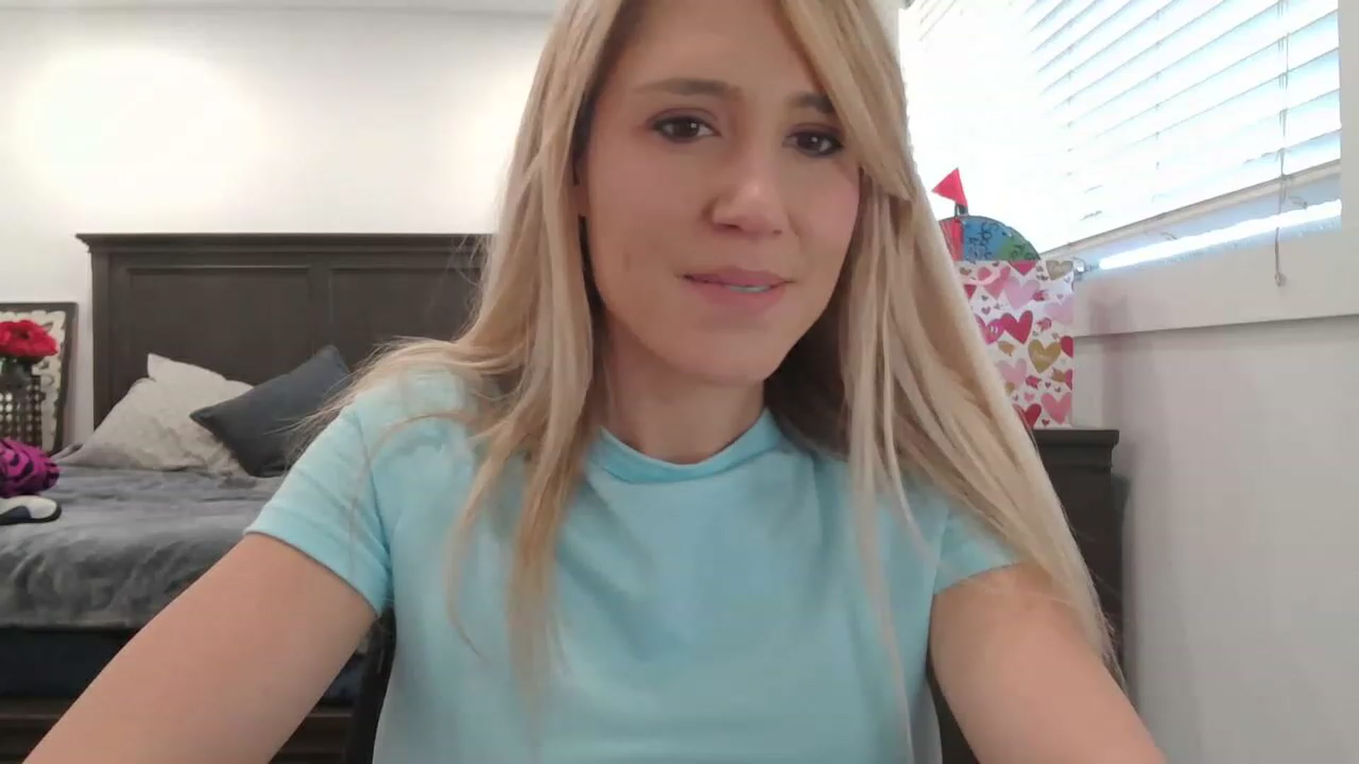 Gallery image thumbnail from blondmilf92's myfreecams stream on, 02/09/2023, 22:00 image 18 of 20