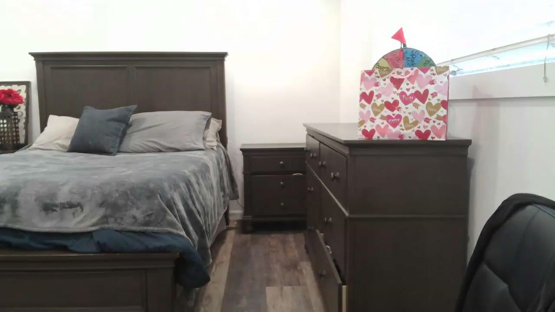 Gallery image thumbnail from blondmilf92's myfreecams stream on, 02/10/2023, 20:20 image 11 of 20
