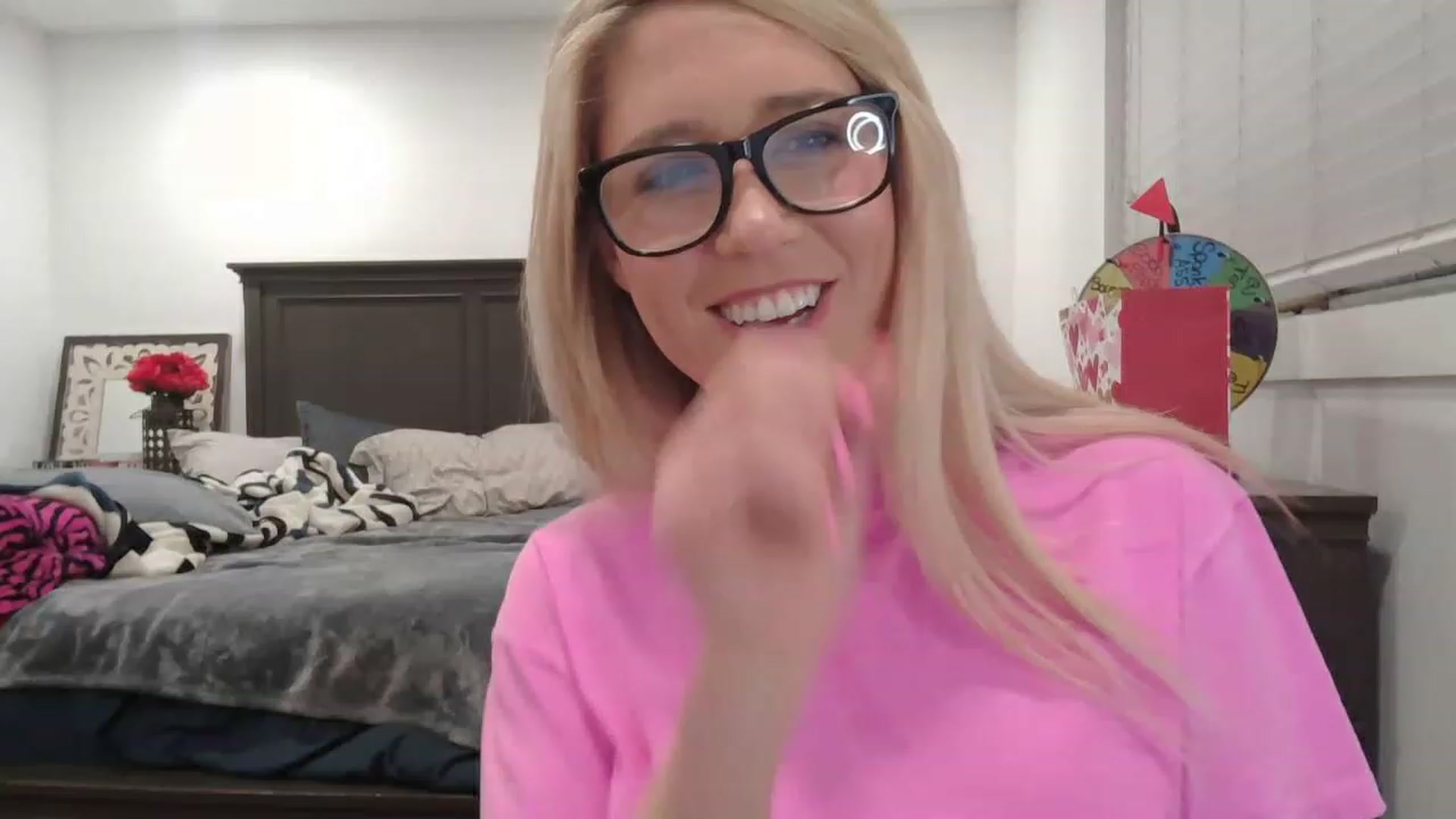 Gallery image thumbnail from blondmilf92's myfreecams stream on, 02/11/2023, 06:04 image 20 of 20